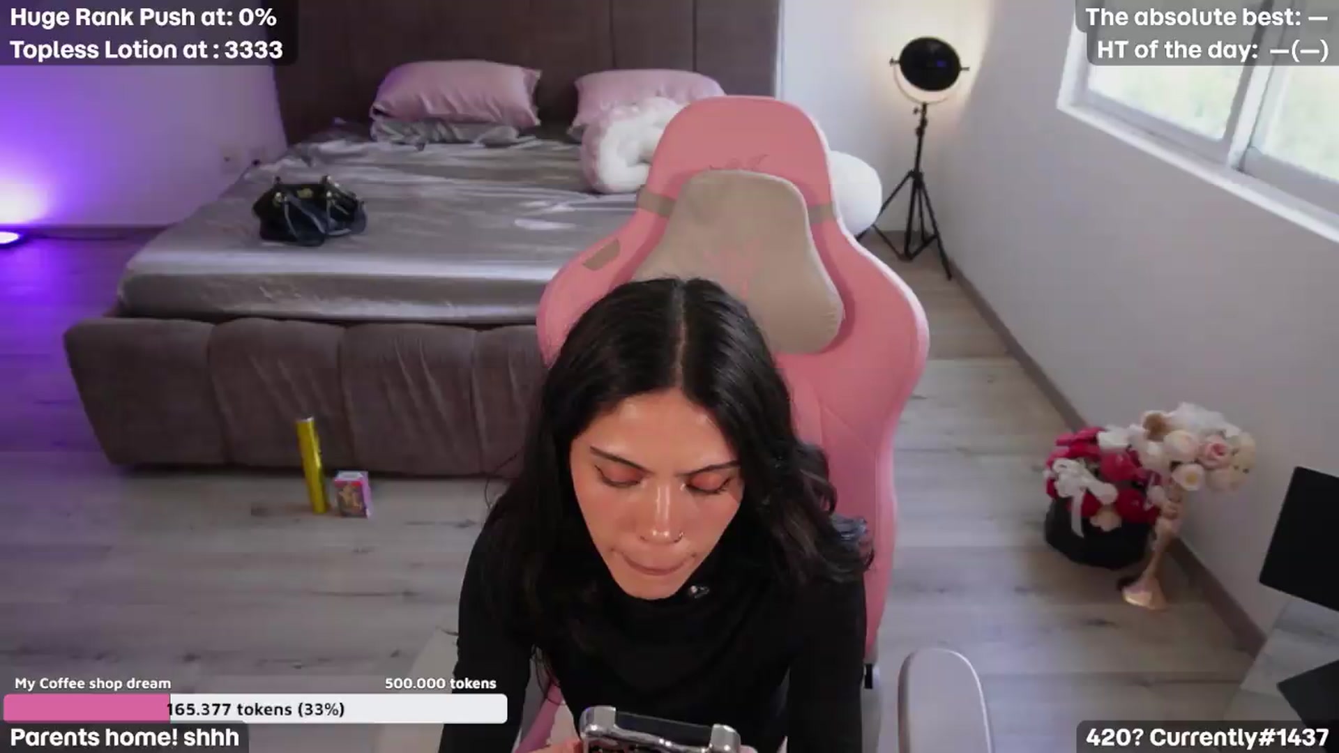 Gallery image thumbnail from Coralita's myfreecams stream on, 08/01/2026, 21:35 image 17 of 20