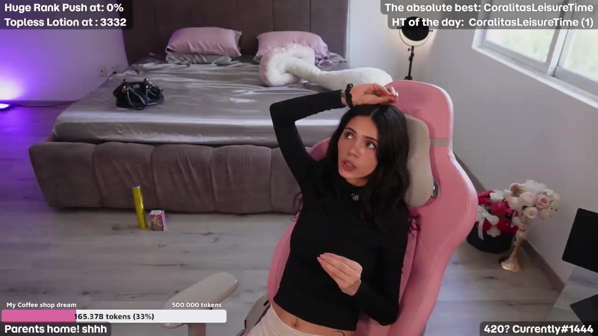 Gallery image thumbnail from Coralita's myfreecams stream on, 08/01/2026, 21:35 image 18 of 20