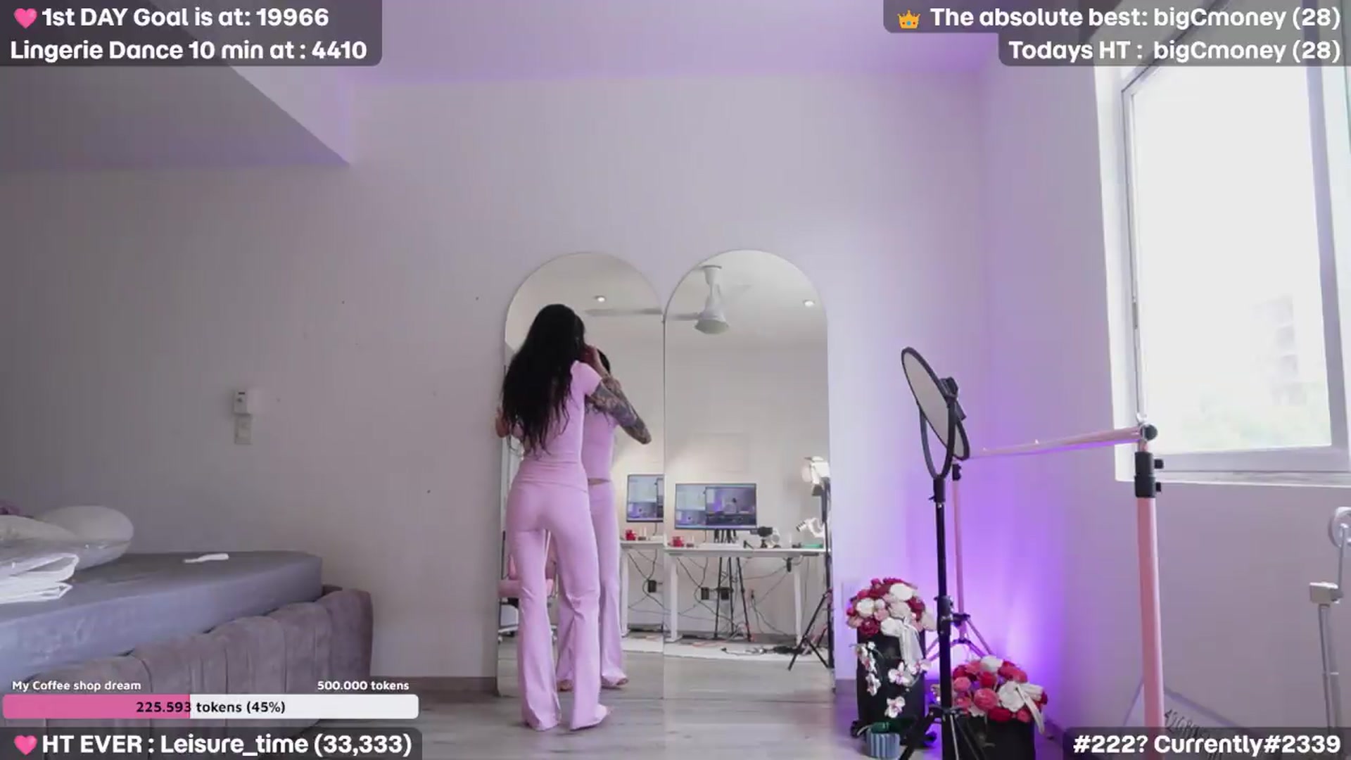 Gallery image thumbnail from Coralita's myfreecams stream on, 09/01/2026, 23:14 image 5 of 20