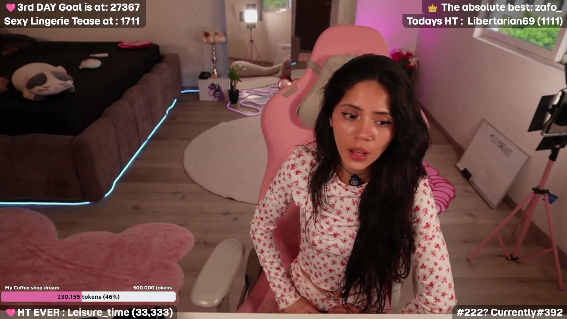 Gallery image thumbnail from Coralita's myfreecams stream on, 09/04/2026, 01:14 image 16 of 20