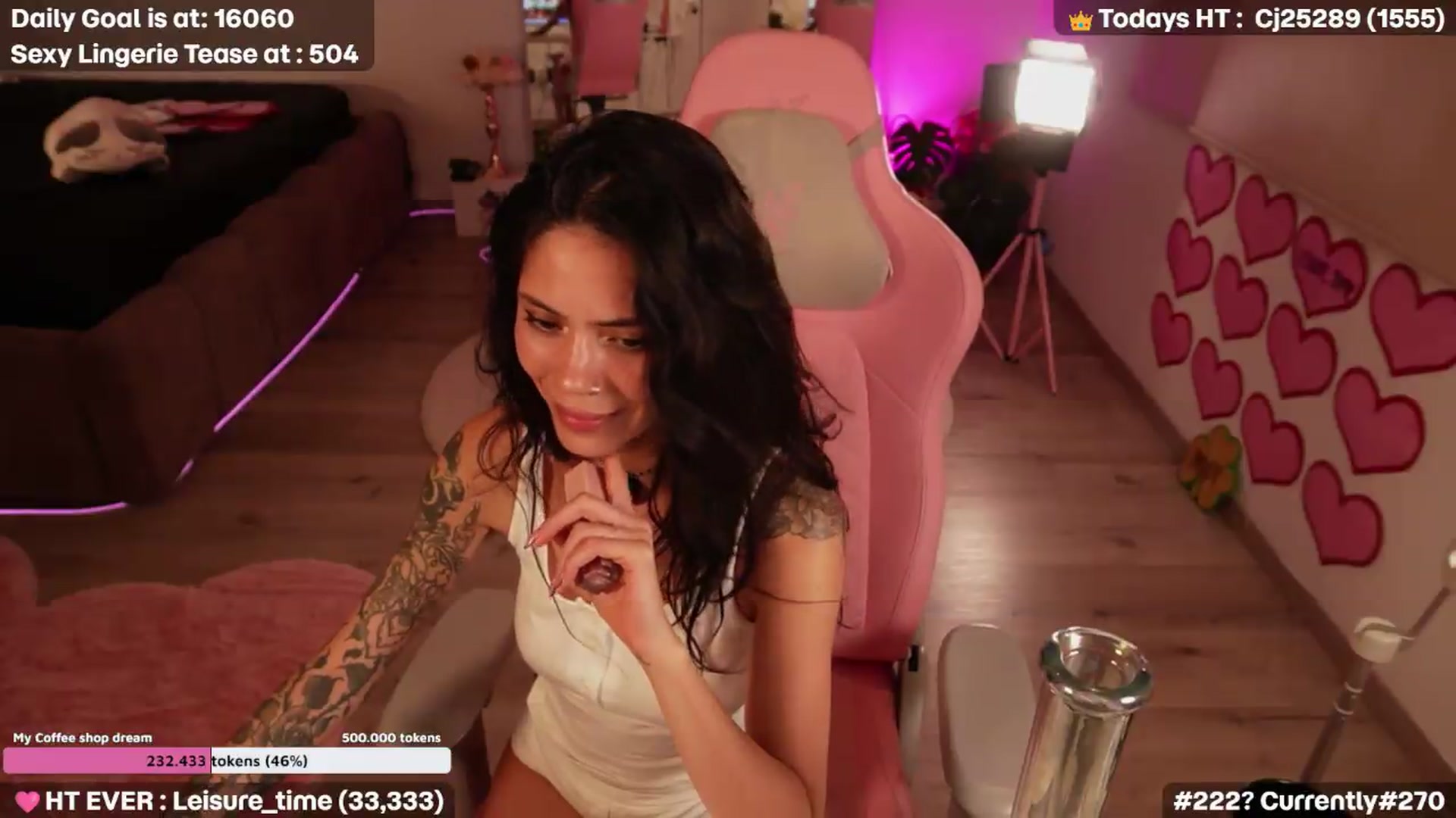 Gallery image thumbnail from Coralita's myfreecams stream on, 09/05/2026, 03:19 image 5 of 20