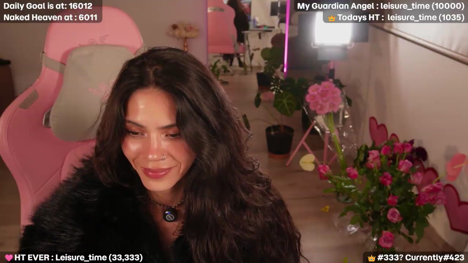 Gallery image thumbnail from Coralita's myfreecams stream on, 09/24/2026, 01:27 image 18 of 20