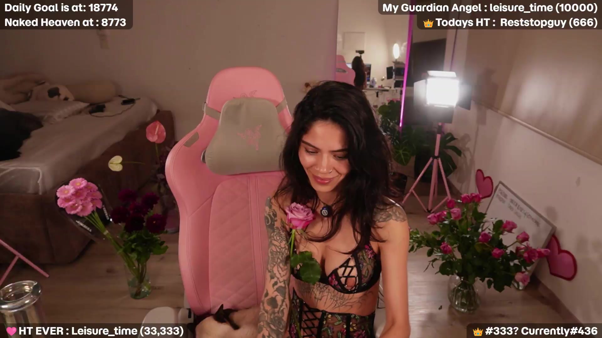 Gallery image thumbnail from Coralita's myfreecams stream on, 09/25/2026, 24:42 image 19 of 20