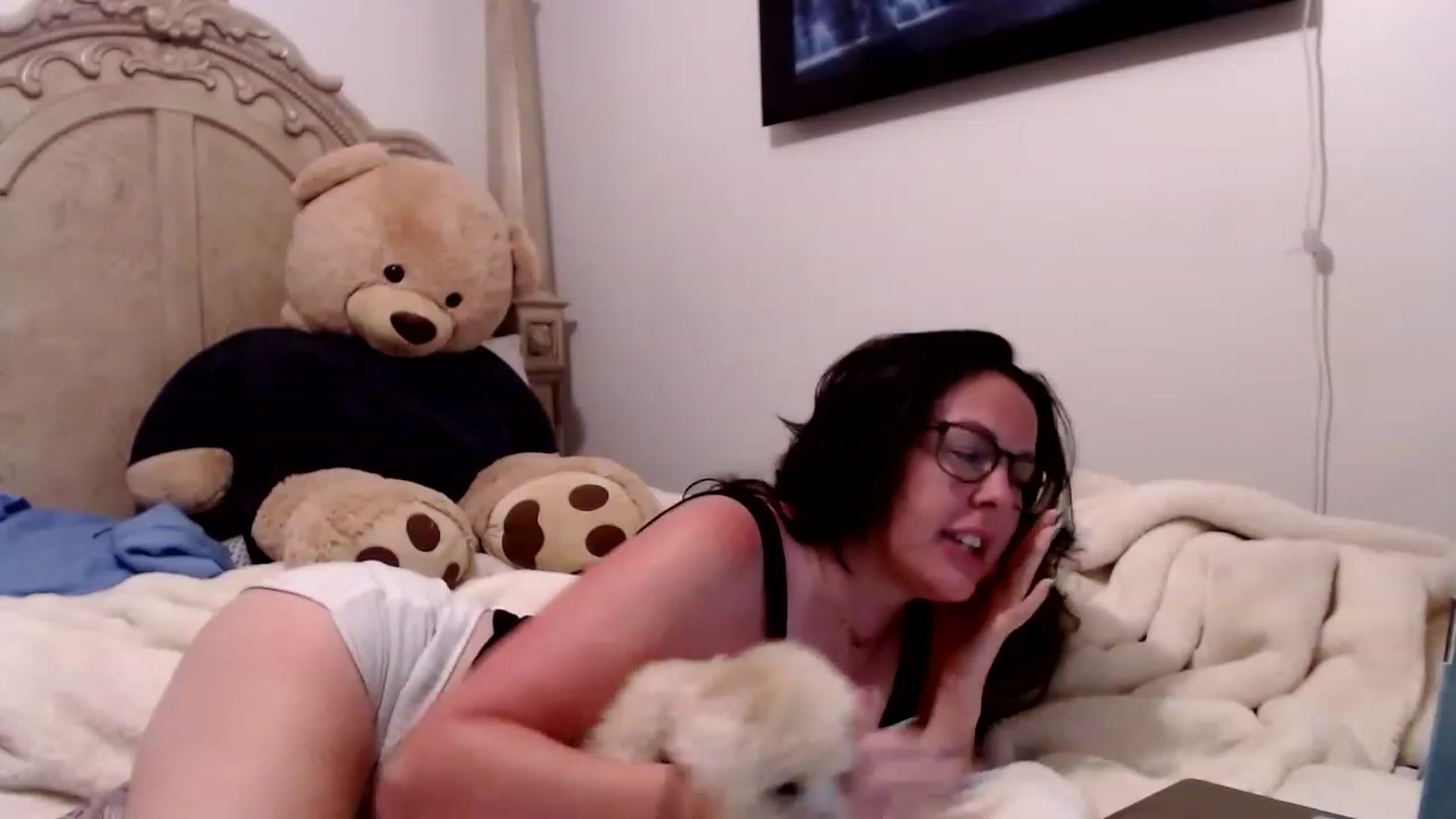 Gallery image thumbnail from Corbin_Love's myfreecams stream on, 04/28/2023, 18:03 image 8 of 20