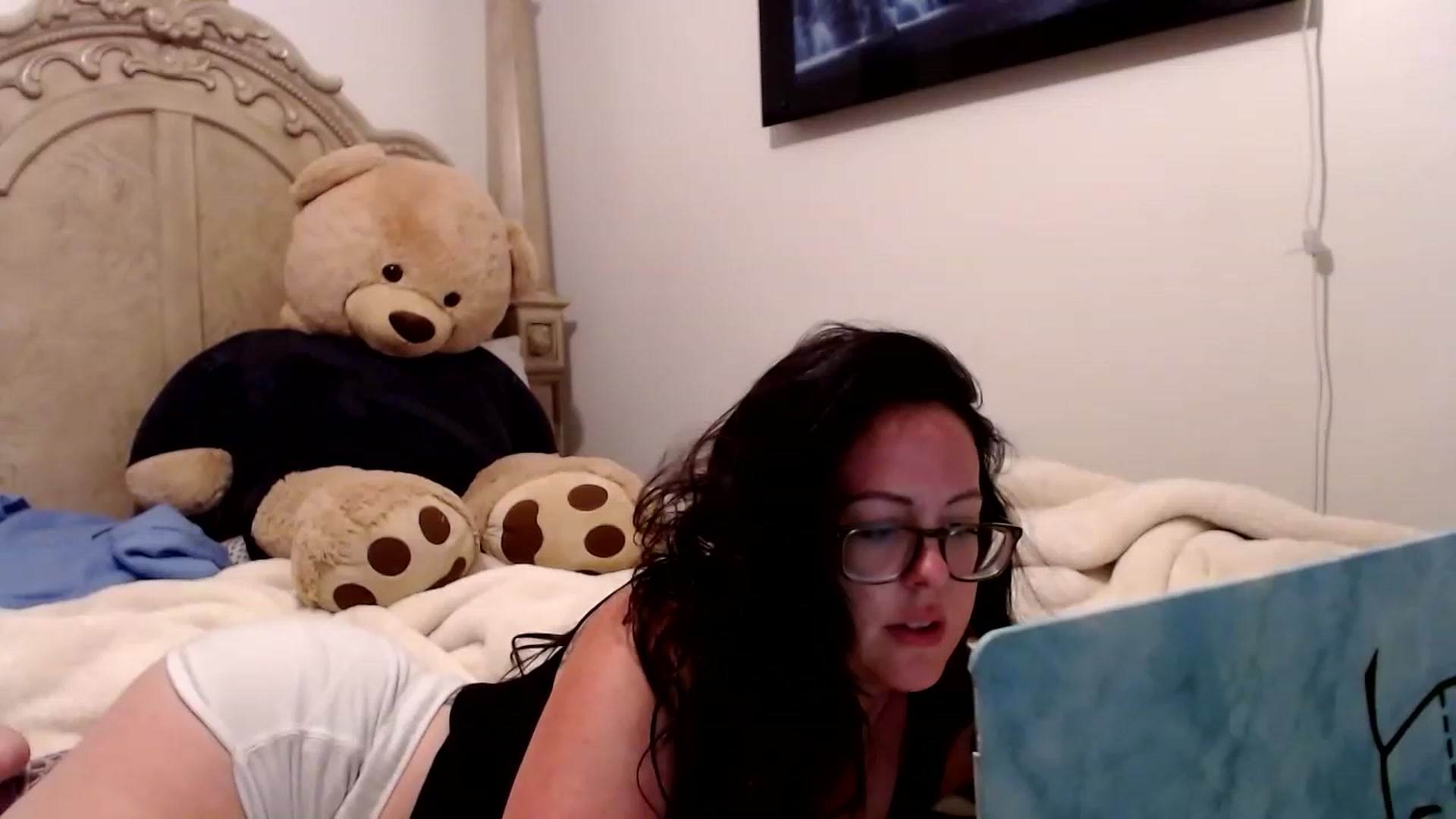 Gallery image thumbnail from Corbin_Love's myfreecams stream on, 04/28/2023, 18:03 image 1 of 20