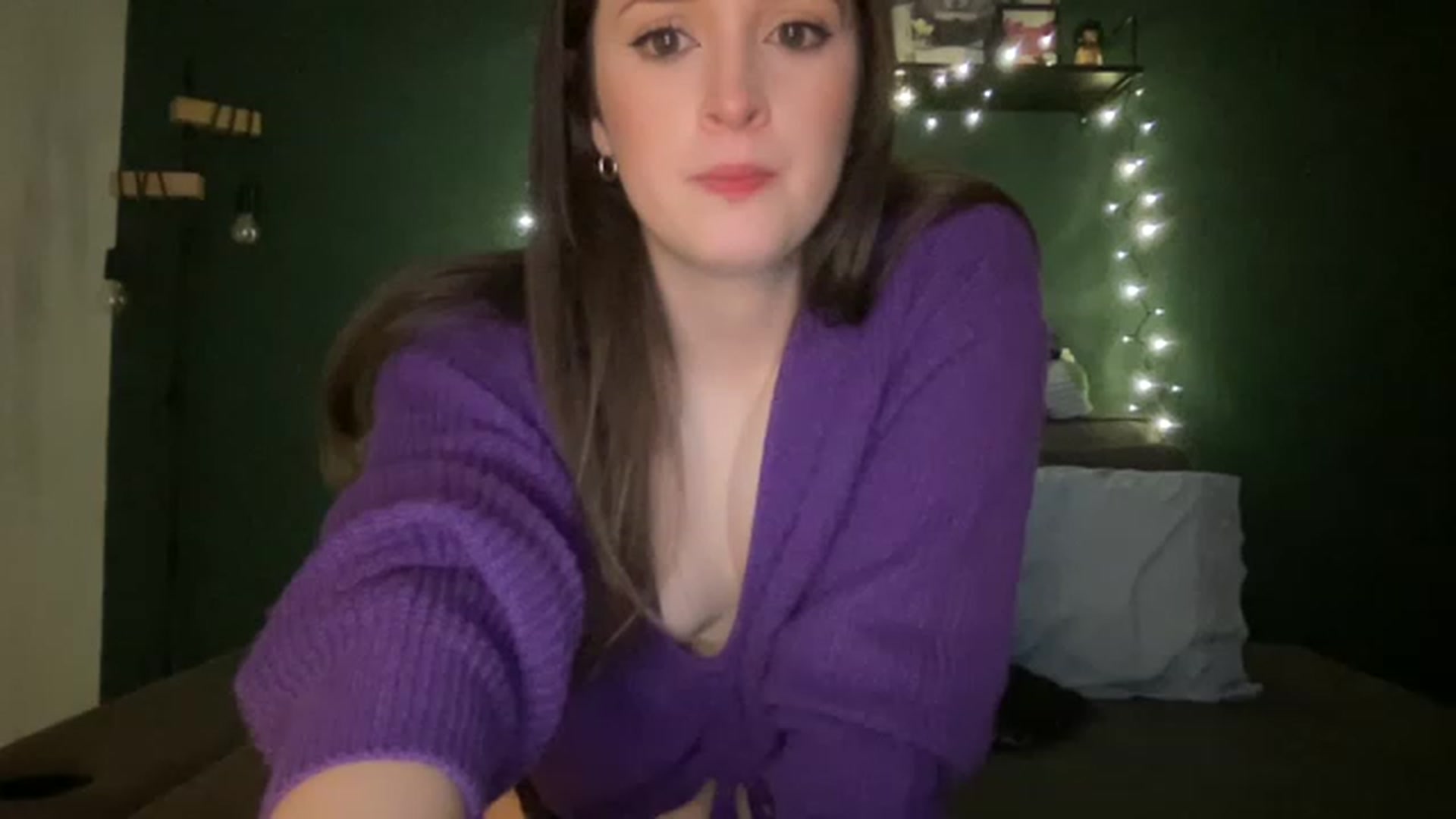 Gallery image thumbnail from CordeliaNova's myfreecams stream on, 12/20/2022, 02:48 image 8 of 20