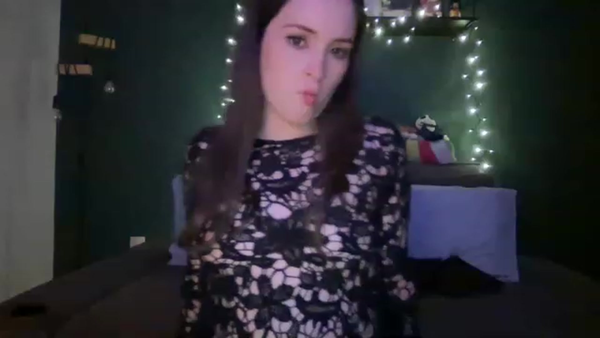 Gallery image thumbnail from CordeliaNova's myfreecams stream on, 12/21/2022, 01:29 image 20 of 20
