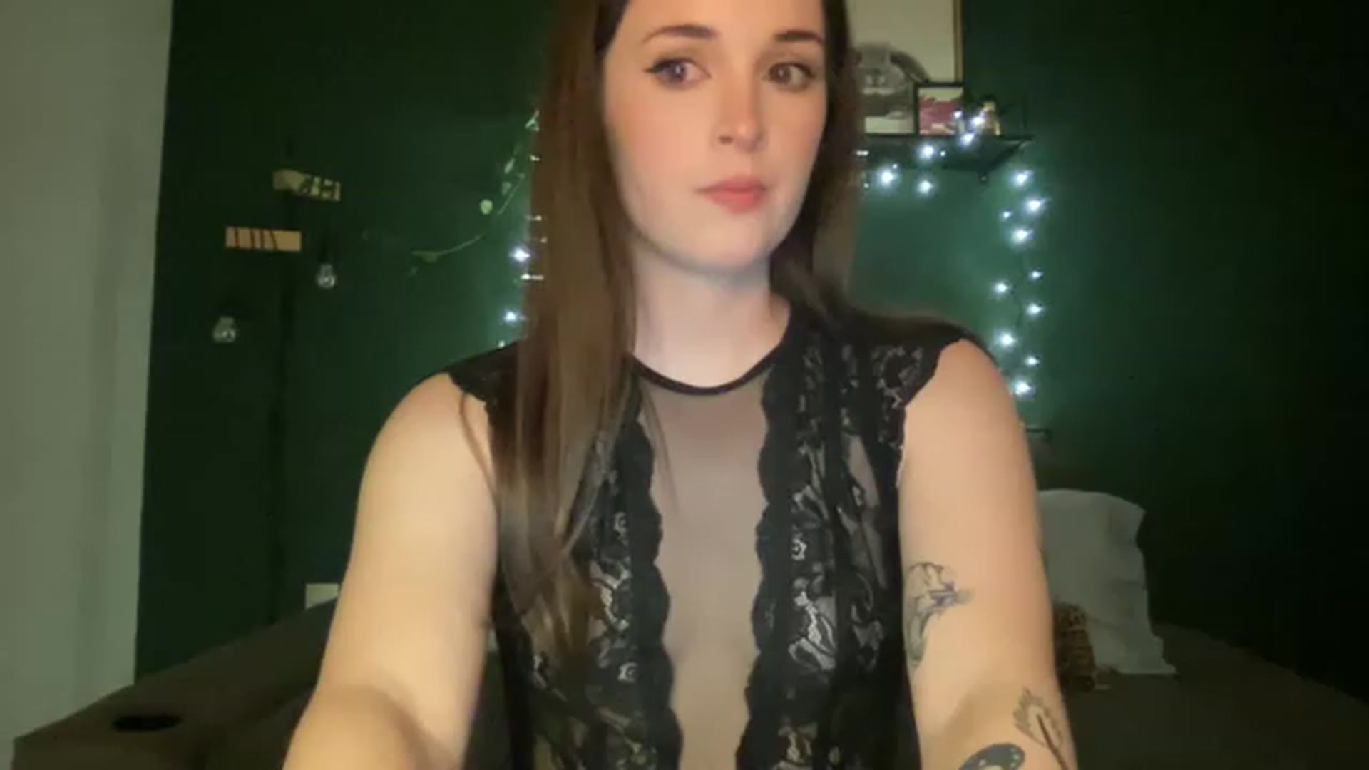 Gallery image thumbnail from CordeliaNova's myfreecams stream on, 01/13/2023, 01:17 image 6 of 20