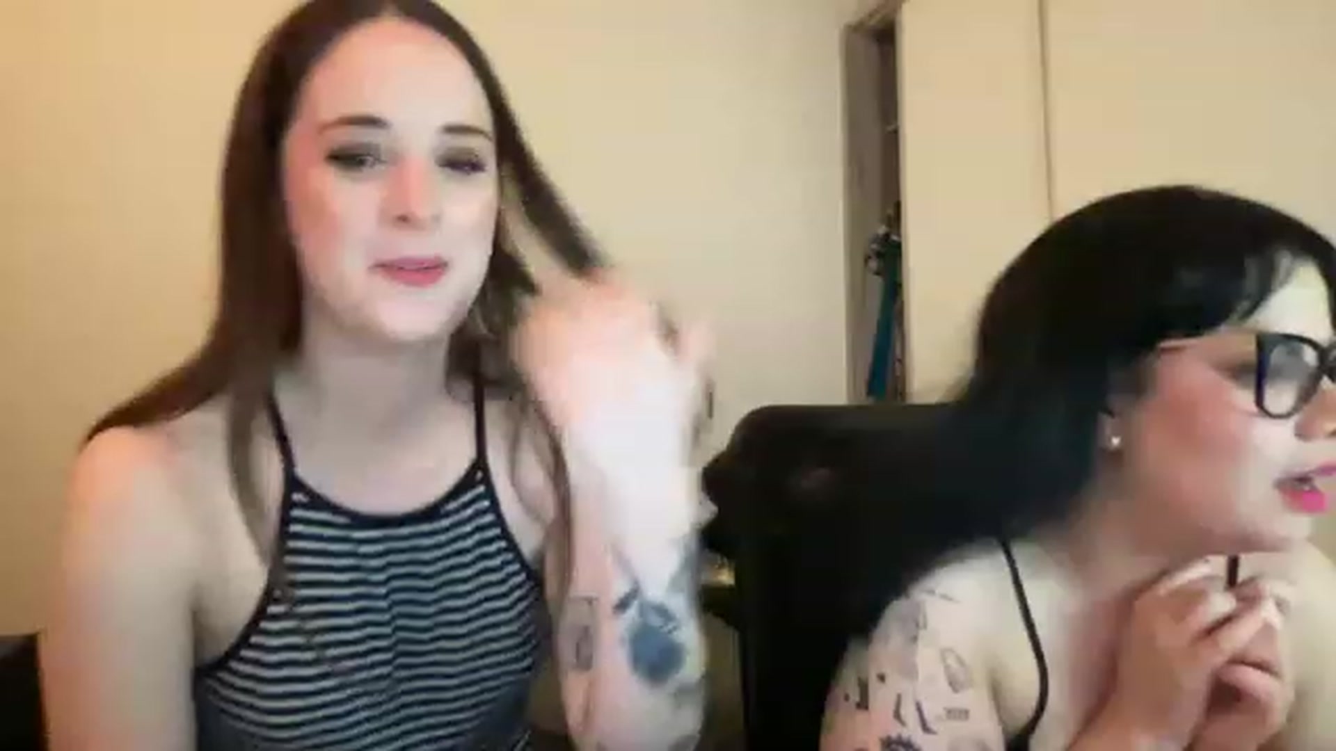 Gallery image thumbnail from CordeliaNova's myfreecams stream on, 02/17/2023, 05:11 image 4 of 20