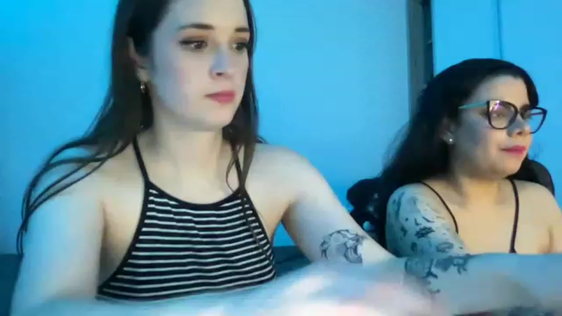 Gallery image thumbnail from CordeliaNova's myfreecams stream on, 02/17/2023, 06:32 image 4 of 20