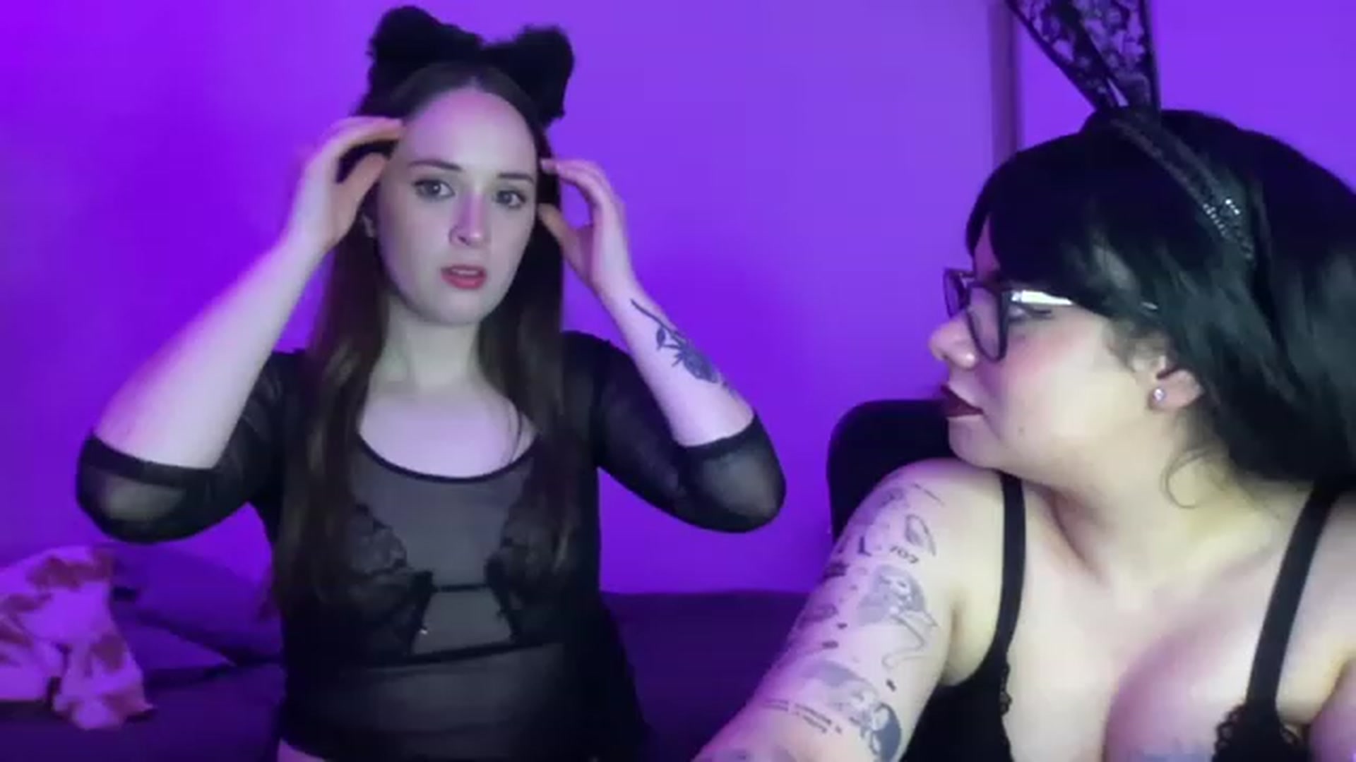Gallery image thumbnail from CordeliaNova's myfreecams stream on, 02/18/2023, 02:53 image 18 of 20