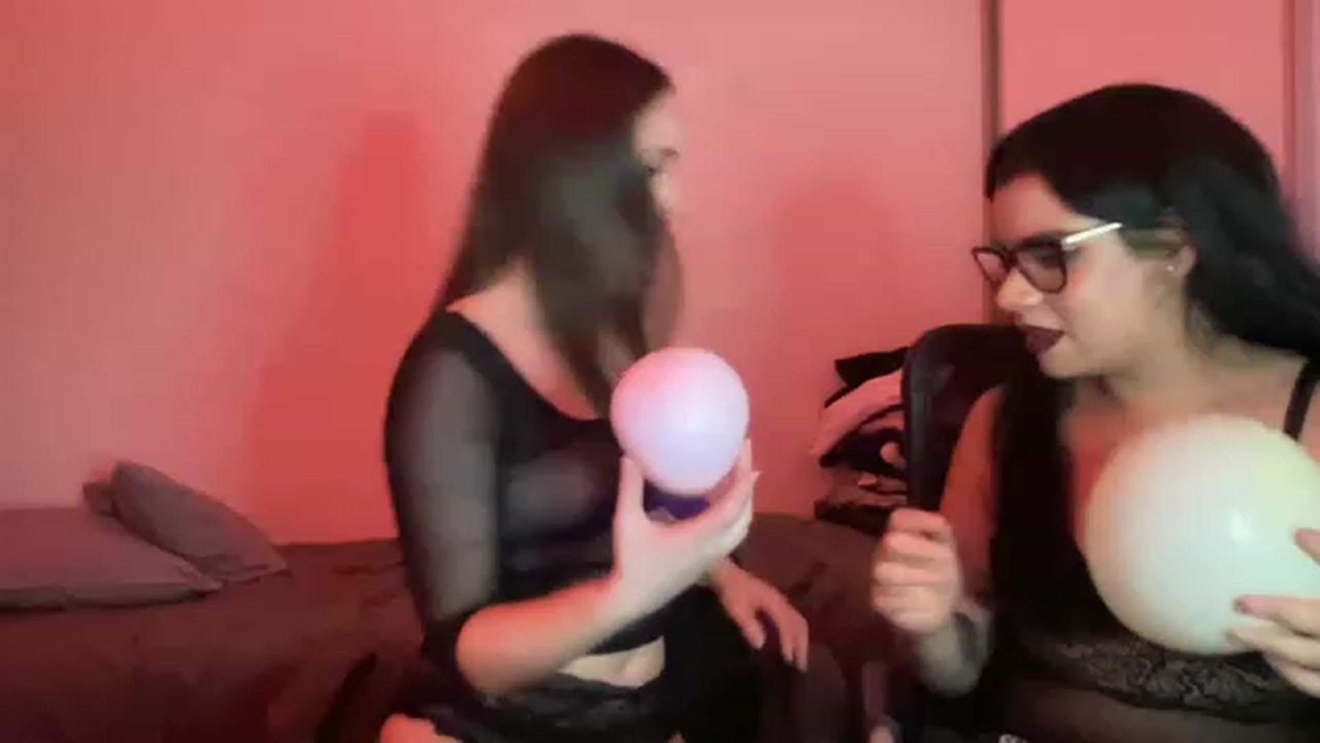 Gallery image thumbnail from CordeliaNova's myfreecams stream on, 02/18/2023, 07:12 image 2 of 20