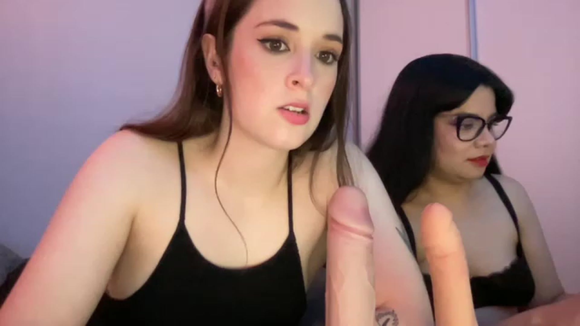 Gallery image thumbnail from CordeliaNova's myfreecams stream on, 02/19/2023, 02:35 image 10 of 20