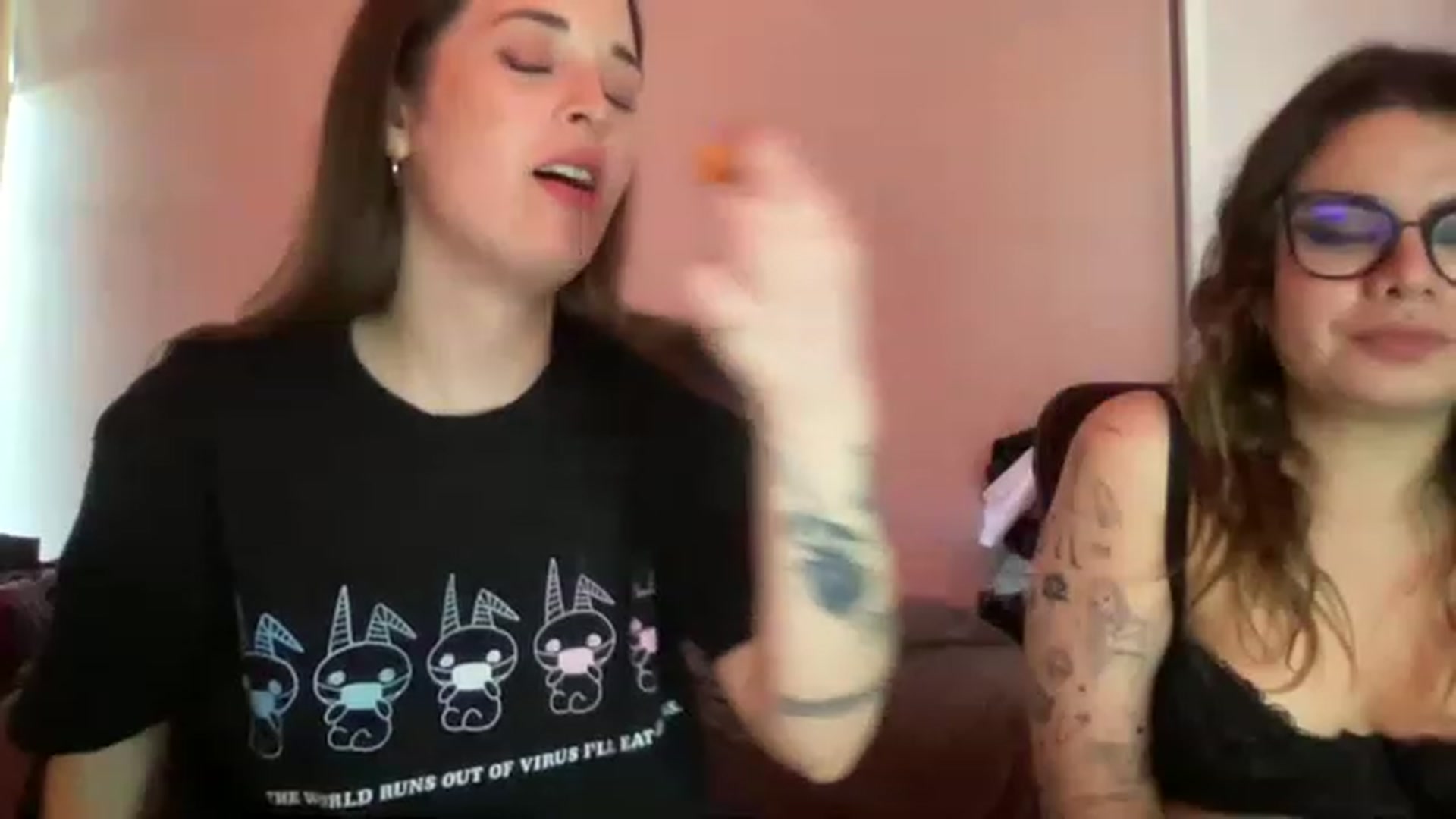 Gallery image thumbnail from CordeliaNova's myfreecams stream on, 02/19/2023, 23:02 image 9 of 20