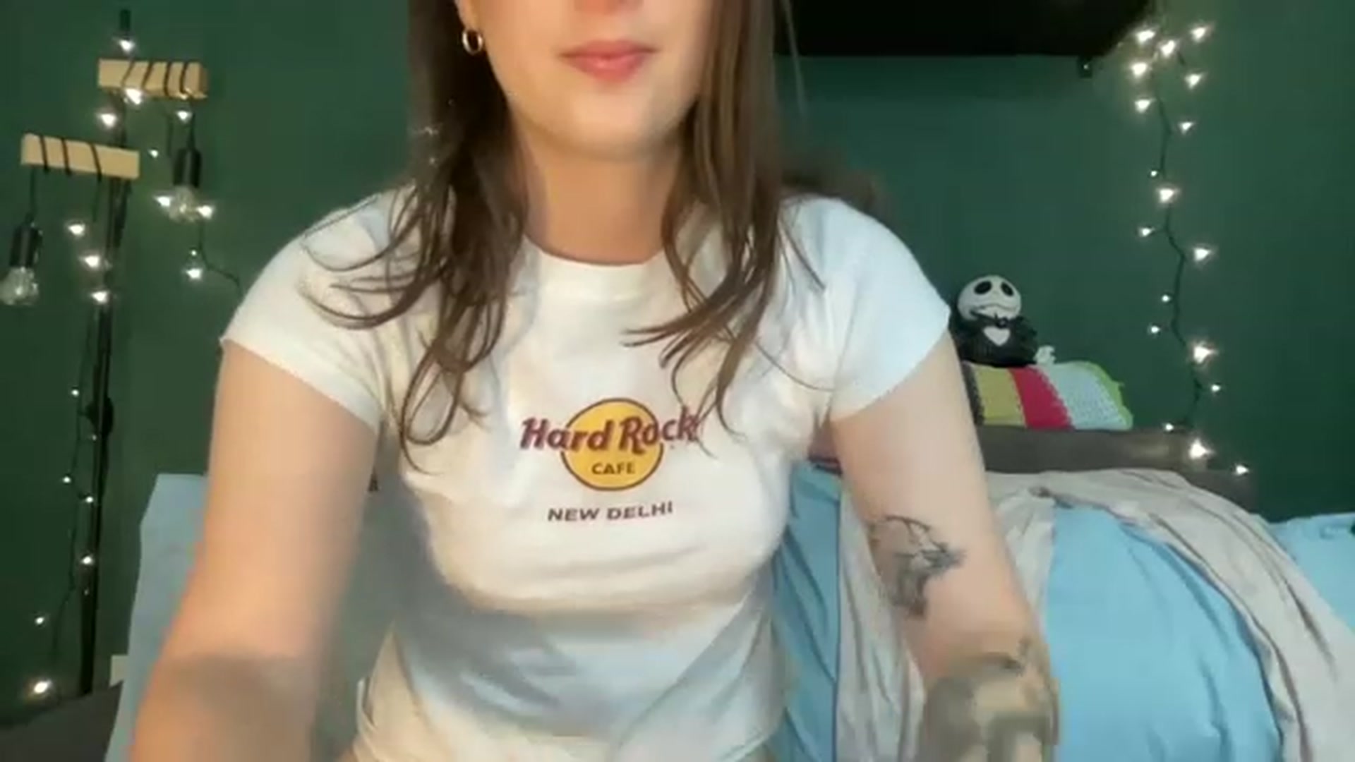 Gallery image thumbnail from CordeliaNova's myfreecams stream on, 04/16/2023, 20:23 image 16 of 20