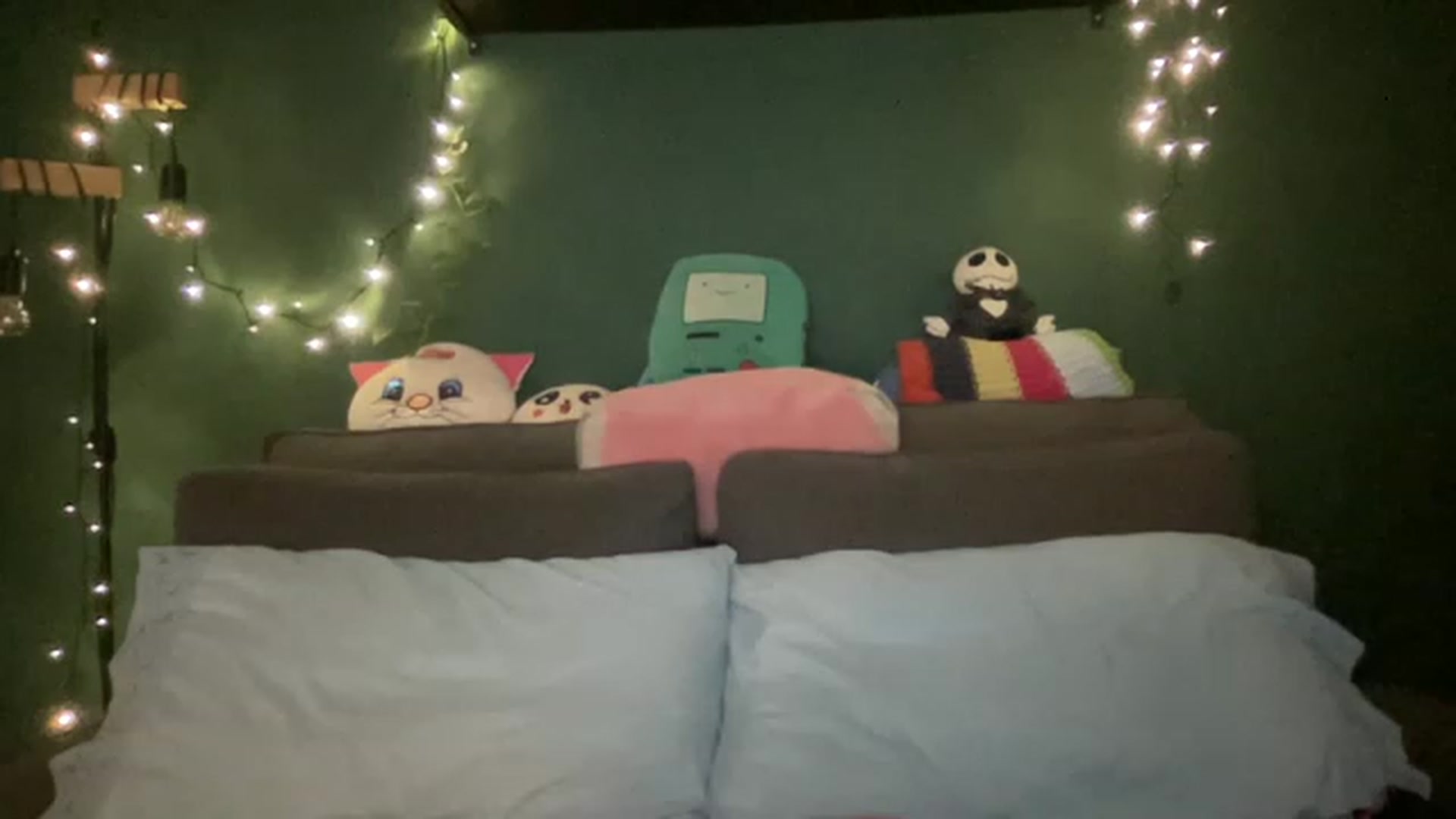 Gallery image thumbnail from CordeliaNova's myfreecams stream on, 04/21/2023, 02:50 image 14 of 20