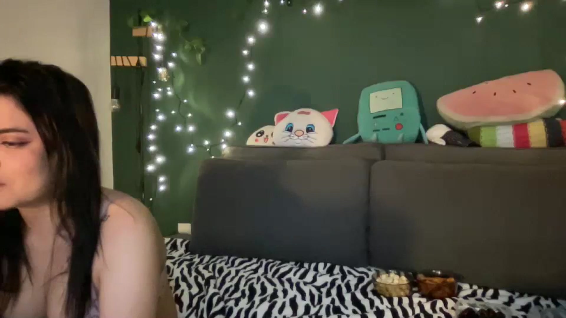 Gallery image thumbnail from CordeliaNova's myfreecams stream on, 08/19/2023, 24:01 image 19 of 20