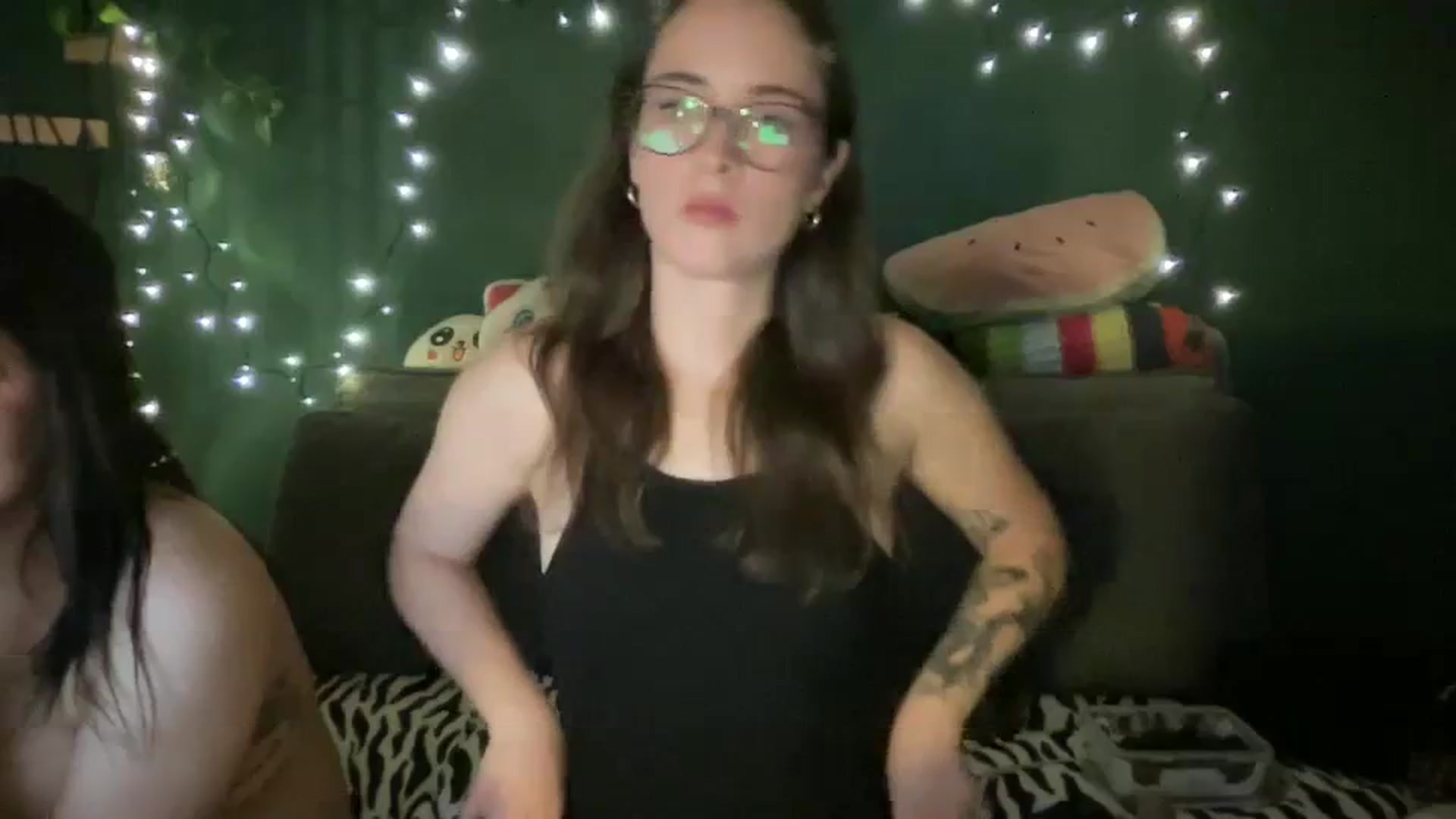 Gallery image thumbnail from CordeliaNova's myfreecams stream on, 08/19/2023, 03:17 image 14 of 20
