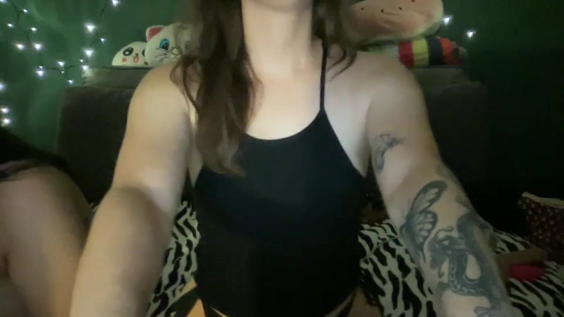 Gallery image thumbnail from CordeliaNova's myfreecams stream on, 08/19/2023, 03:17 image 19 of 20