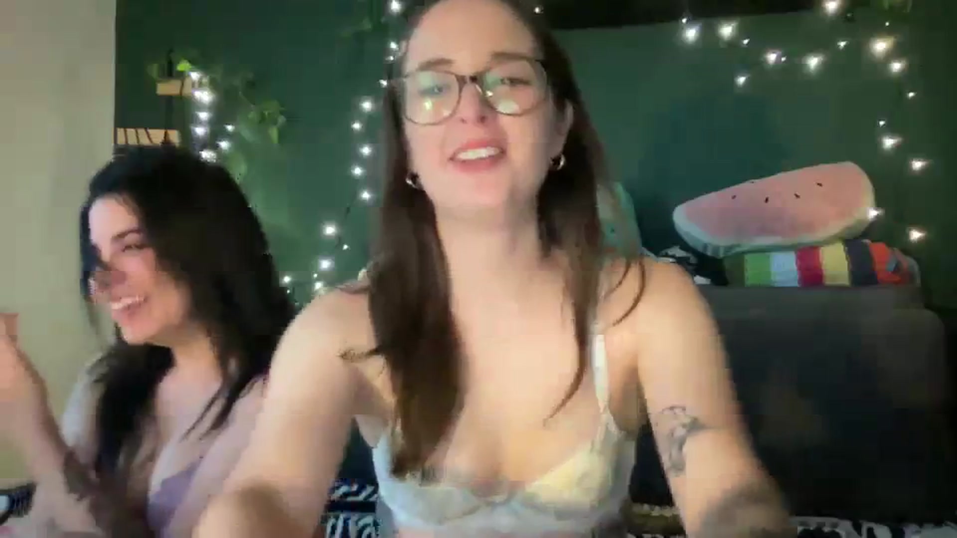 Gallery image thumbnail from CordeliaNova's myfreecams stream on, 08/19/2023, 03:17 image 4 of 20