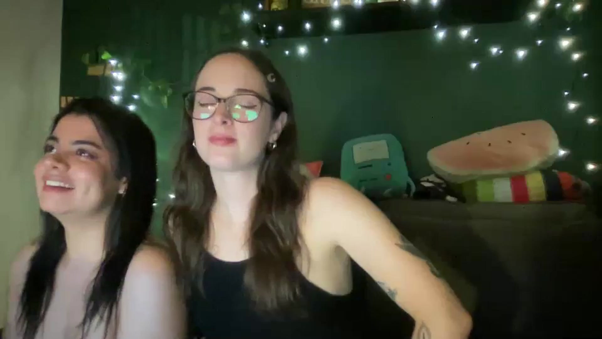 Gallery image thumbnail from CordeliaNova's myfreecams stream on, 08/19/2023, 03:17 image 17 of 20