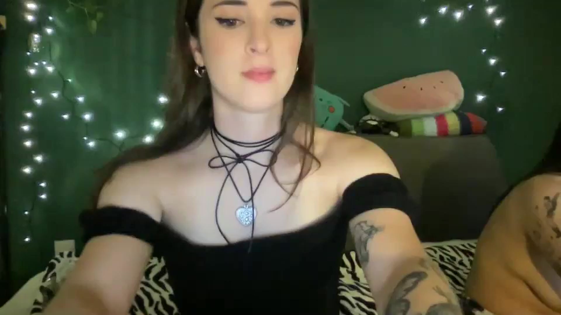 Gallery image thumbnail from CordeliaNova's myfreecams stream on, 08/20/2023, 02:47 image 15 of 20