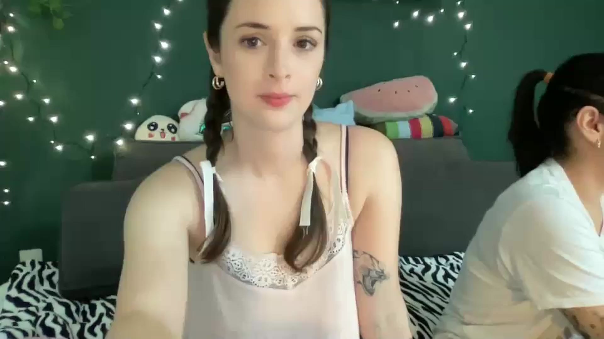 Gallery image thumbnail from CordeliaNova's myfreecams stream on, 08/20/2023, 21:52 image 12 of 20