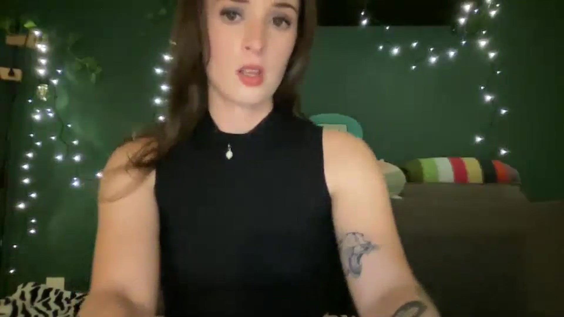 Gallery image thumbnail from CordeliaNova's myfreecams stream on, 08/31/2023, 01:19 image 14 of 20