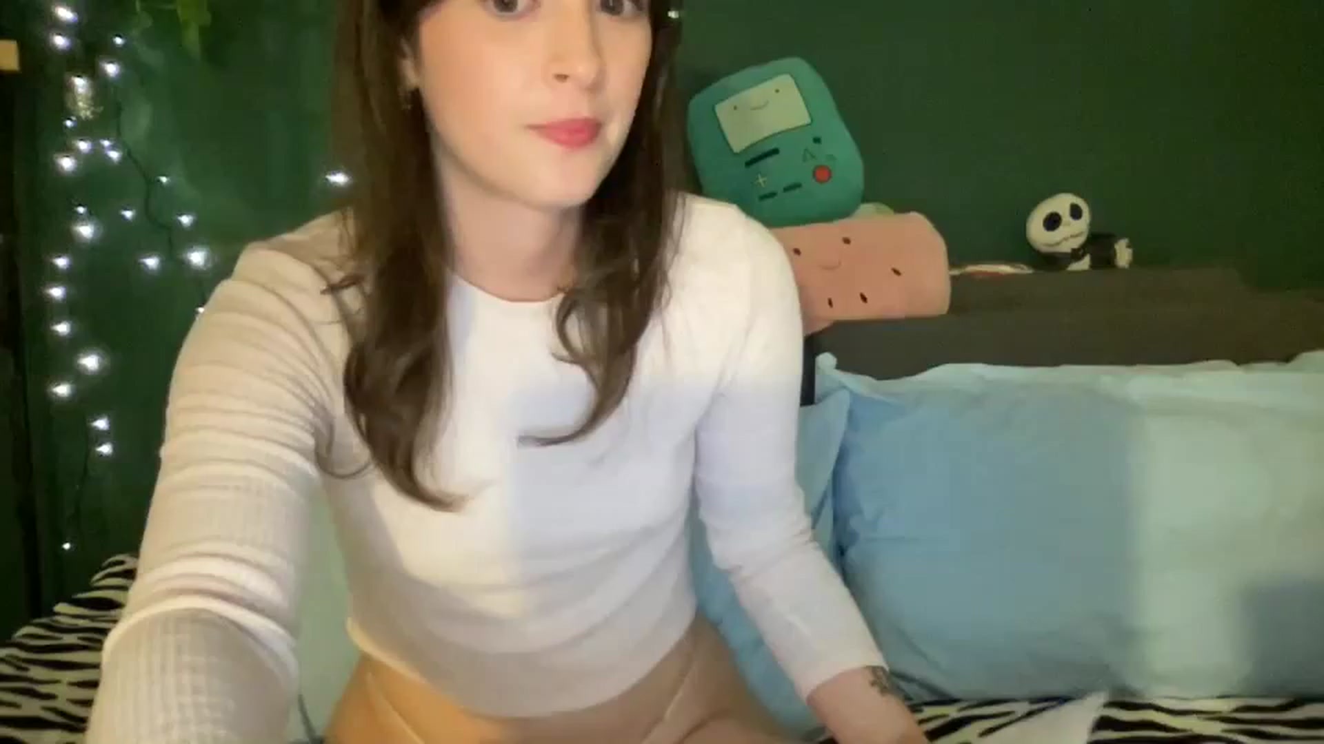 Gallery image thumbnail from CordeliaNova's myfreecams stream on, 10/10/2023, 02:11 image 1 of 20