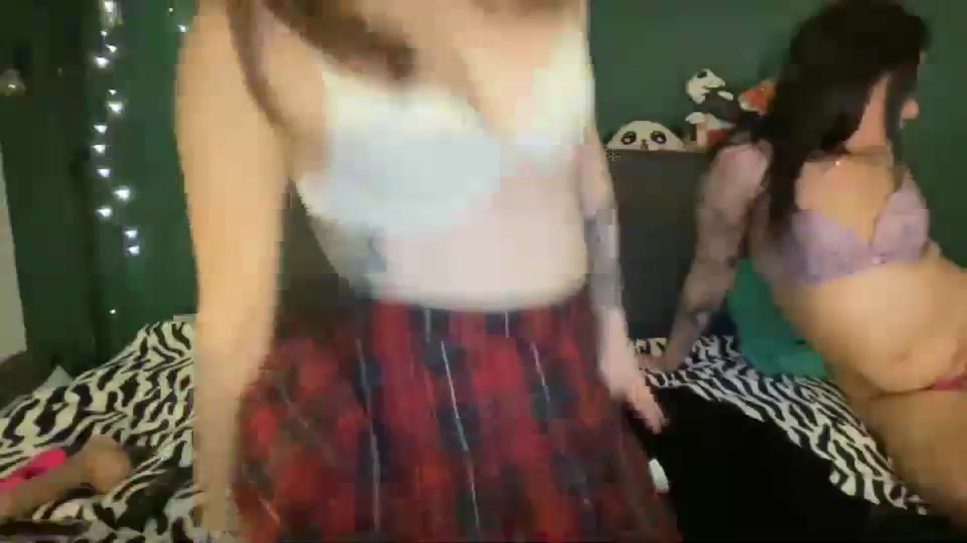 Gallery image thumbnail from CordeliaNova's myfreecams stream on, 10/29/2023, 02:01 image 12 of 20