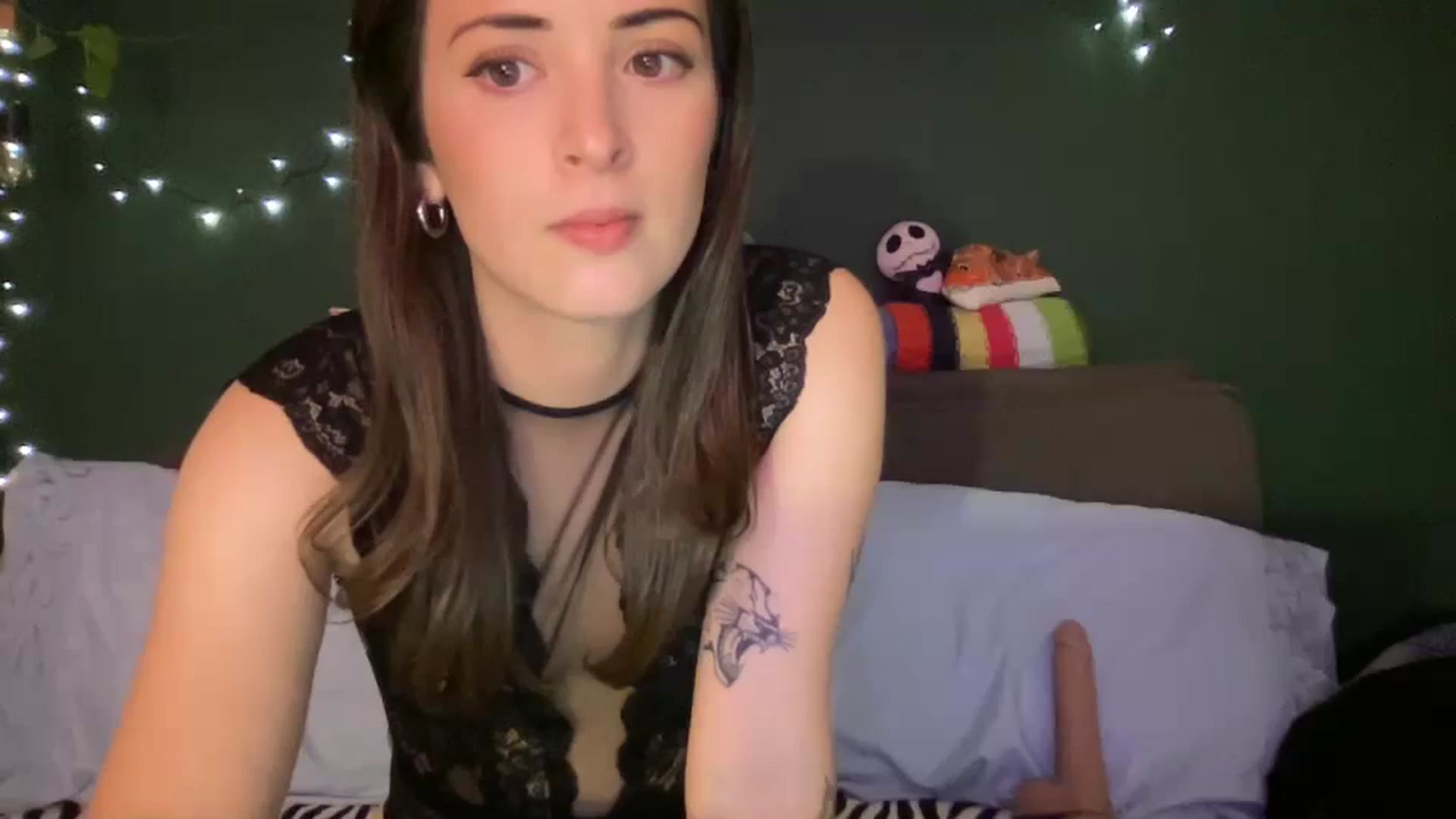 Gallery image thumbnail from CordeliaNova's myfreecams stream on, 11/02/2023, 02:25 image 14 of 20