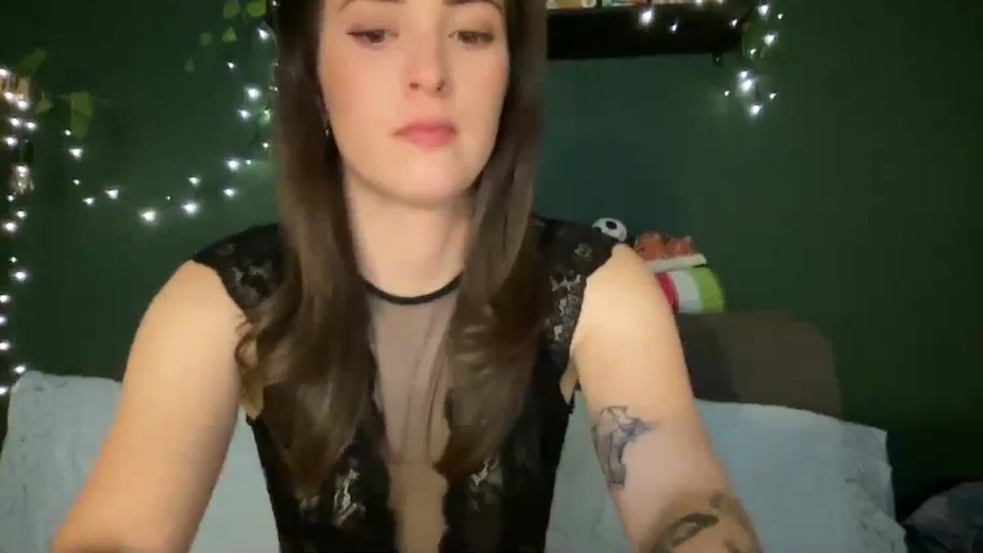 Gallery image thumbnail from CordeliaNova's myfreecams stream on, 11/02/2023, 02:25 image 11 of 20