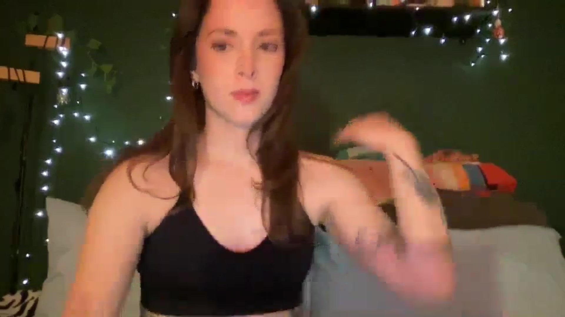 Gallery image thumbnail from CordeliaNova's myfreecams stream on, 11/17/2023, 24:57 image 8 of 20