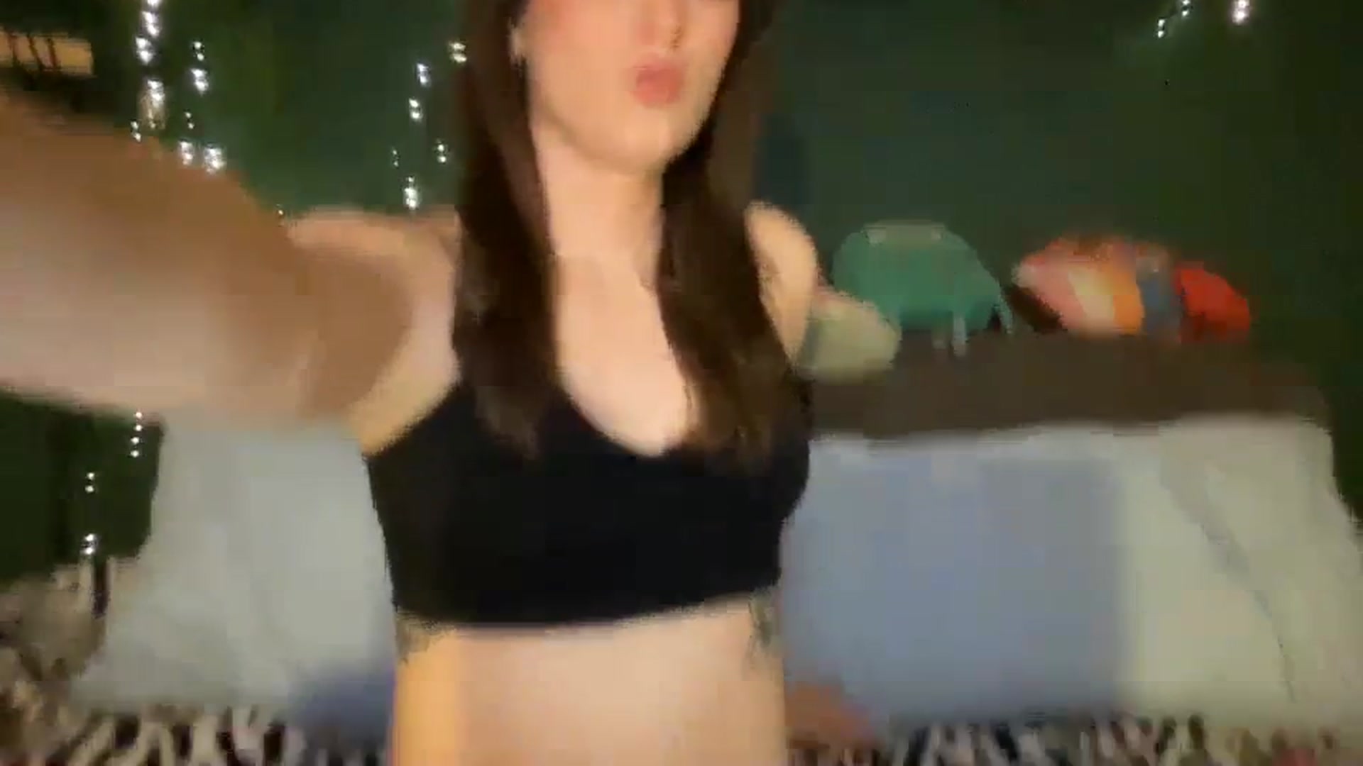 Gallery image thumbnail from CordeliaNova's myfreecams stream on, 11/17/2023, 01:46 image 5 of 20