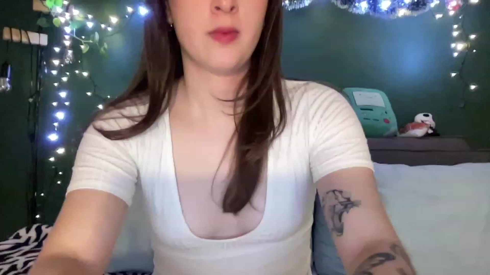 Gallery image thumbnail from CordeliaNova's myfreecams stream on, 11/29/2023, 04:21 image 18 of 20