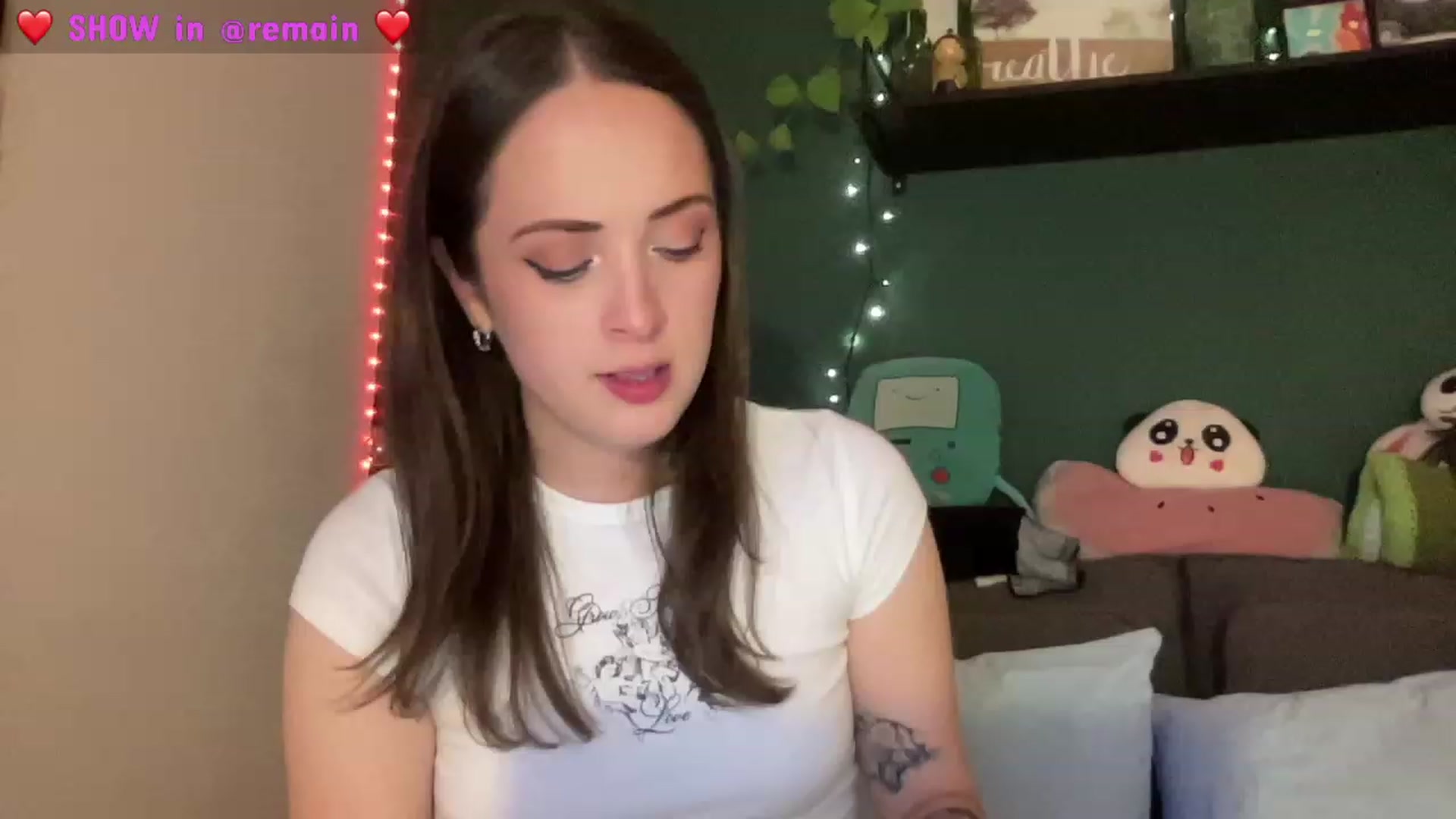 Gallery image thumbnail from CordeliaNova's myfreecams stream on, 03/08/2024, 03:05 image 2 of 20