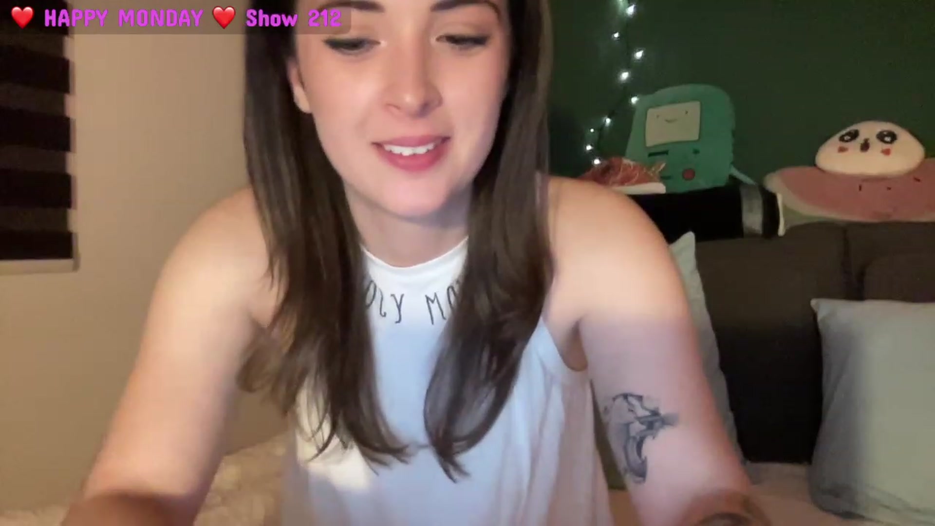Gallery image thumbnail from CordeliaNova's myfreecams stream on, 03/12/2024, 01:40 image 20 of 20