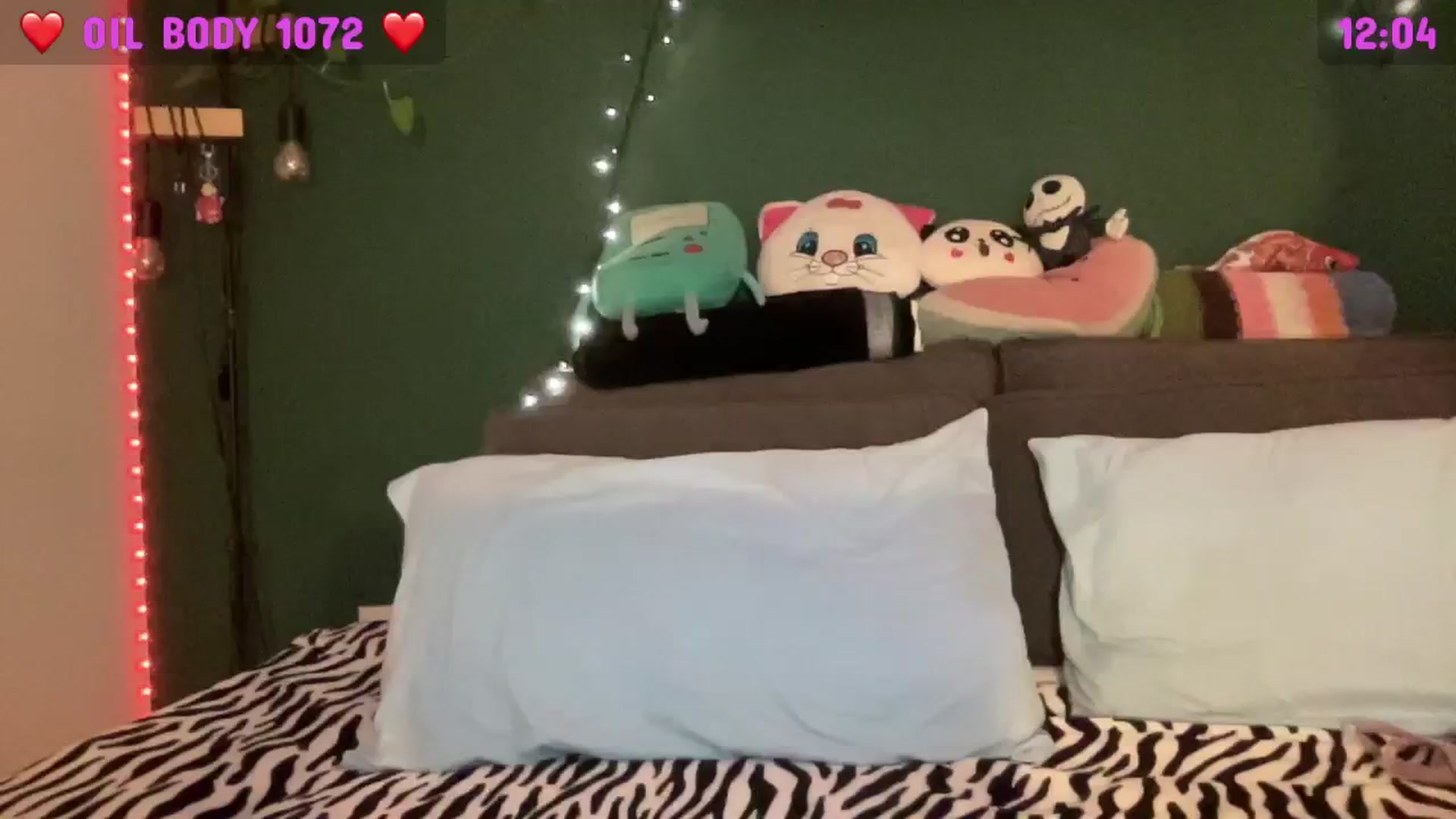 Gallery image thumbnail from CordeliaNova's myfreecams stream on, 05/03/2024, 01:42 image 11 of 20