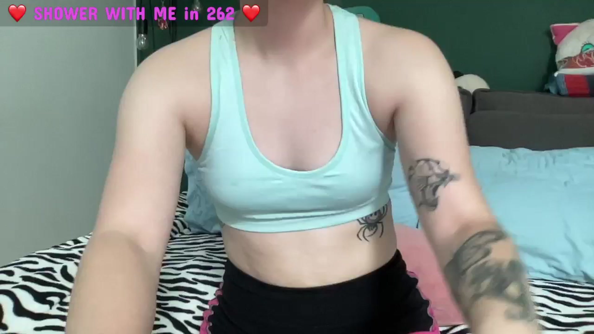 Gallery image thumbnail from CordeliaNova's myfreecams stream on, 05/22/2024, 21:17 image 13 of 20