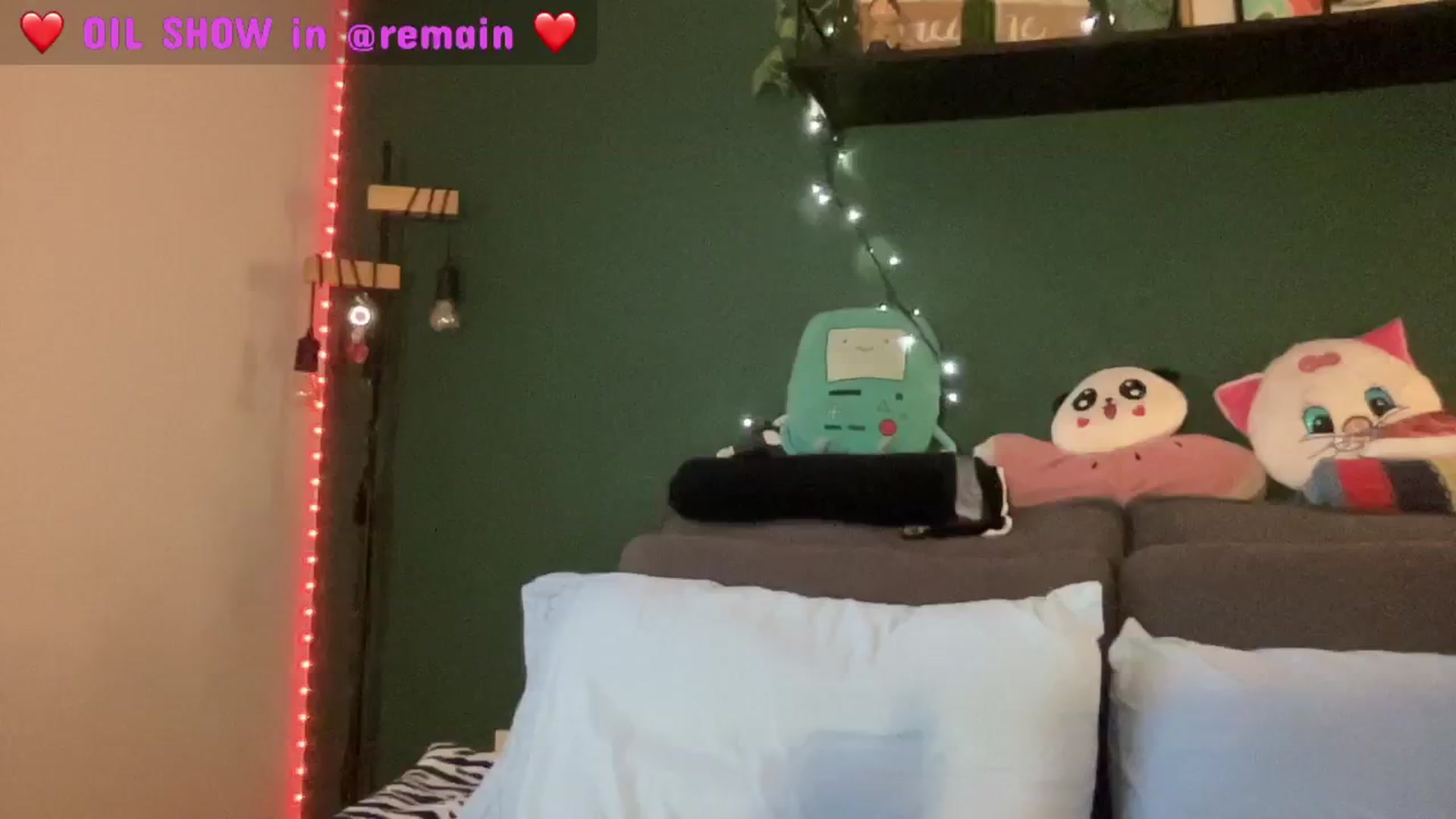 Gallery image thumbnail from CordeliaNova's myfreecams stream on, 05/31/2024, 01:34 image 18 of 20