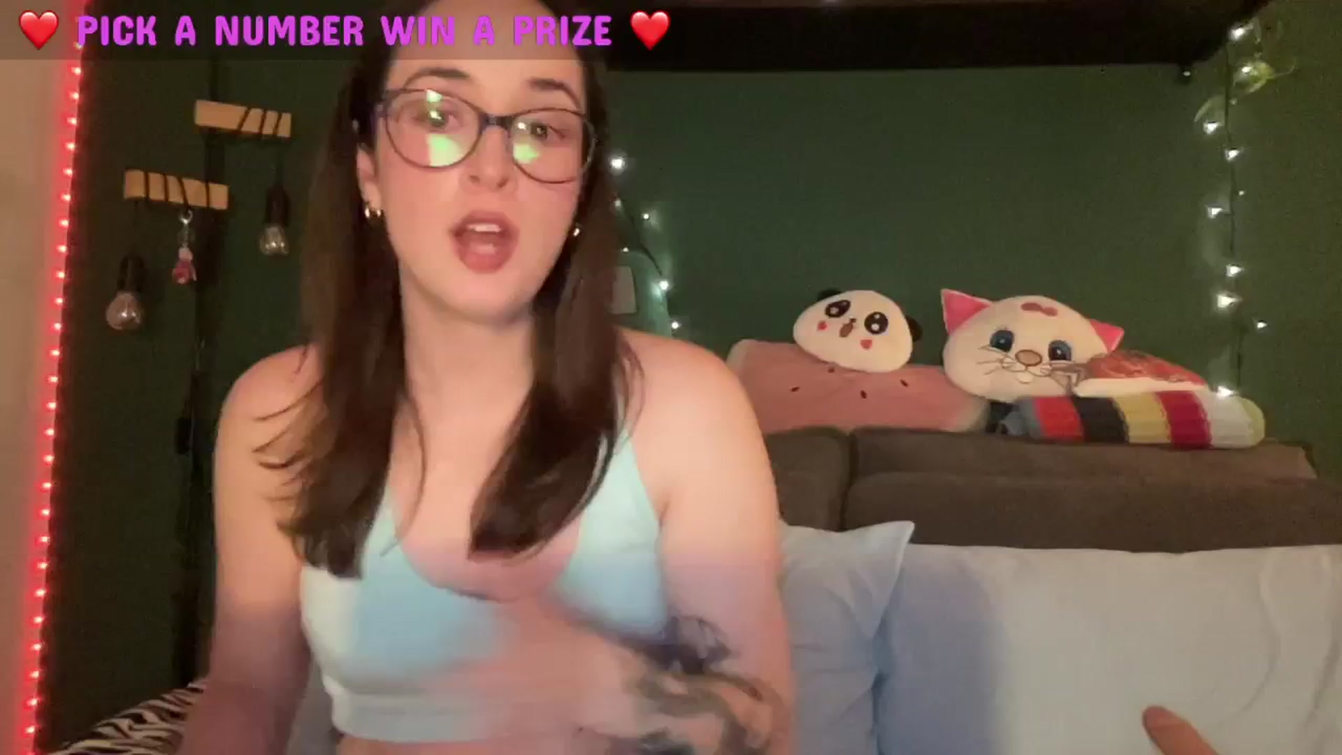 Gallery image thumbnail from CordeliaNova's myfreecams stream on, 06/07/2024, 02:07 image 2 of 20