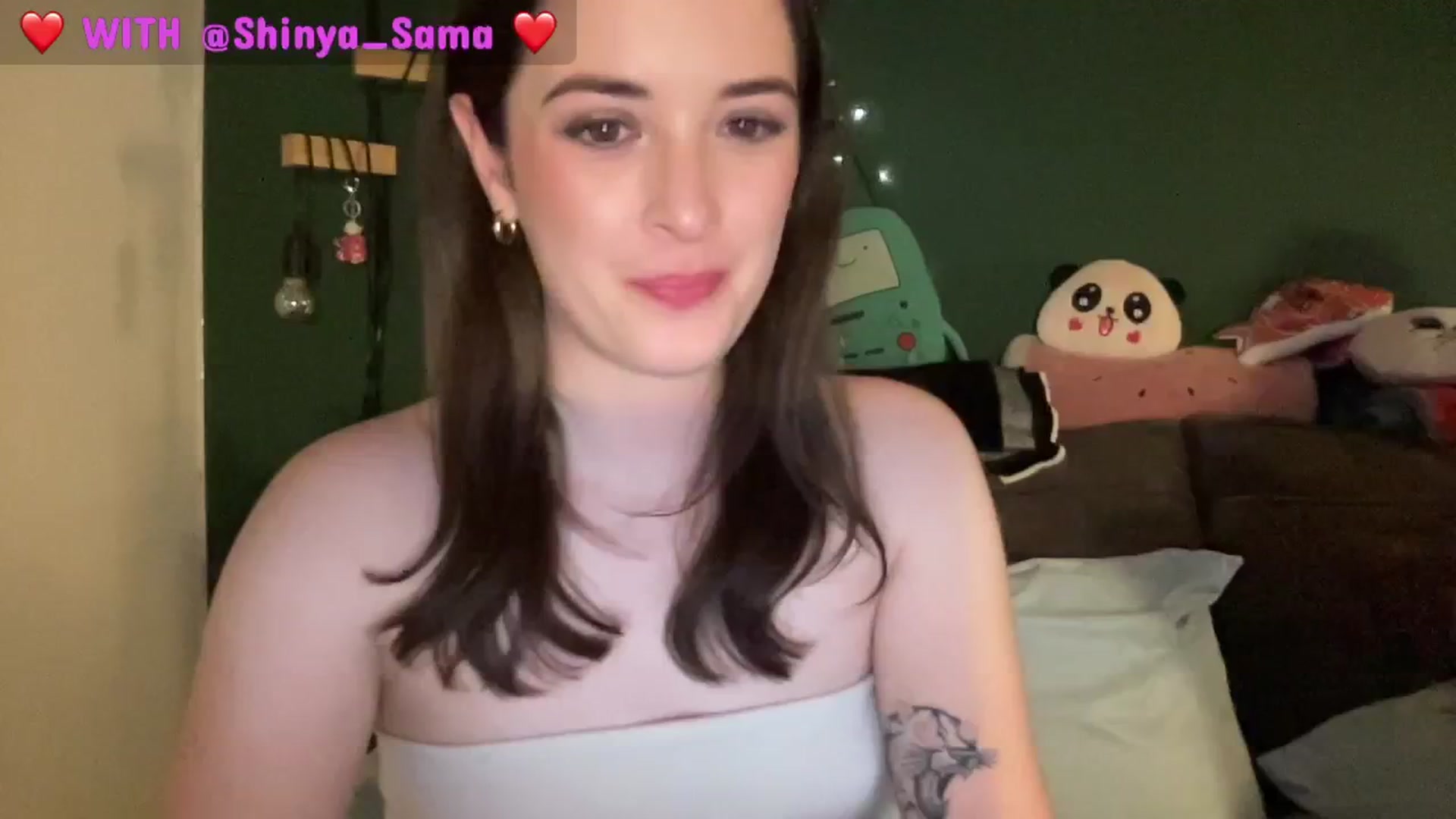 Gallery image thumbnail from CordeliaNova's myfreecams stream on, 06/14/2024, 04:11 image 6 of 20