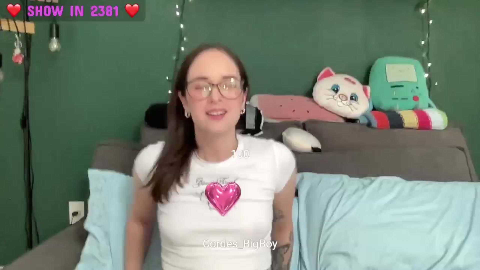 Gallery image thumbnail from CordeliaNova's myfreecams stream on, 06/19/2024, 21:02 image 12 of 20