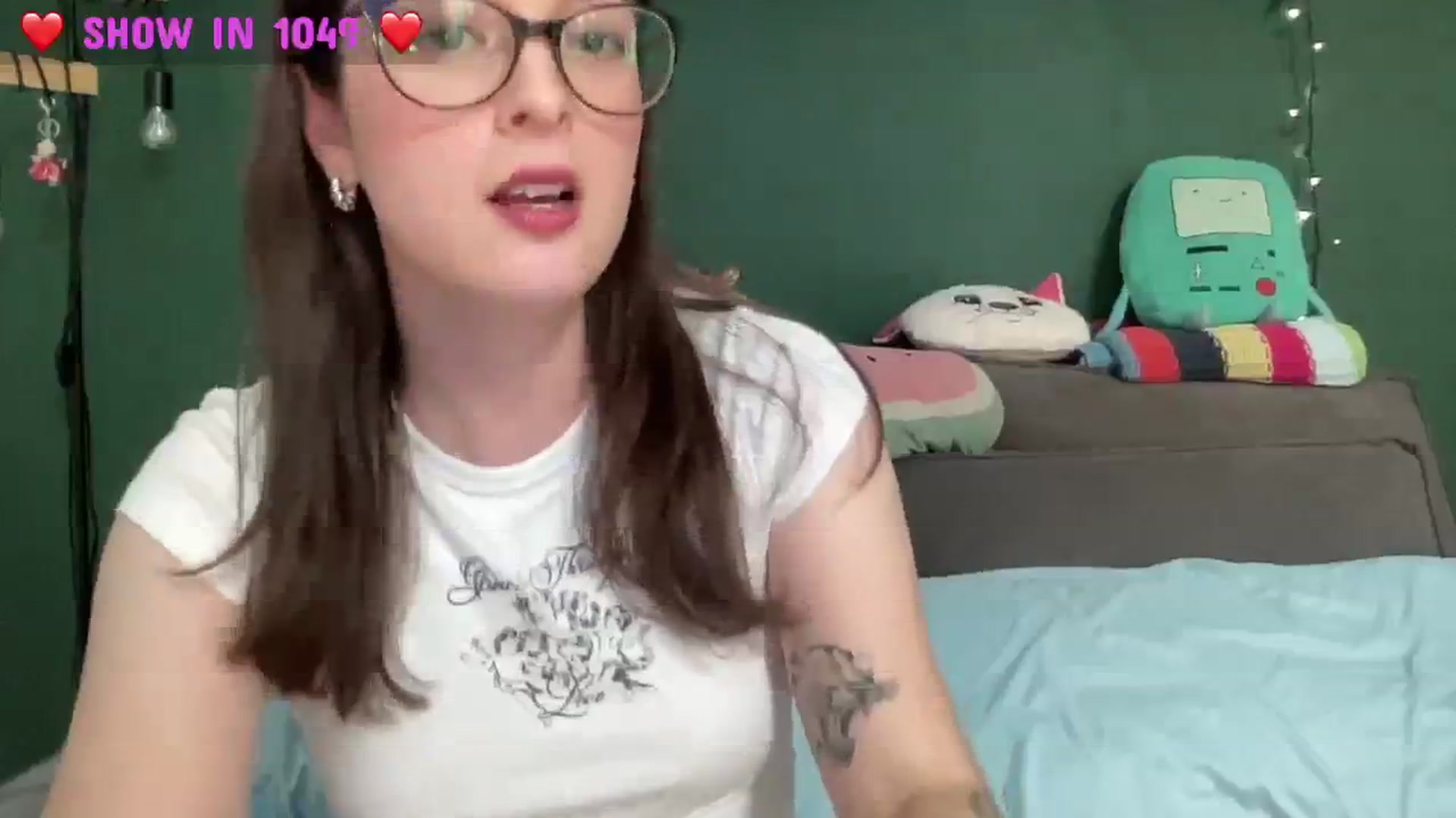 Gallery image thumbnail from CordeliaNova's myfreecams stream on, 06/19/2024, 21:52 image 15 of 20