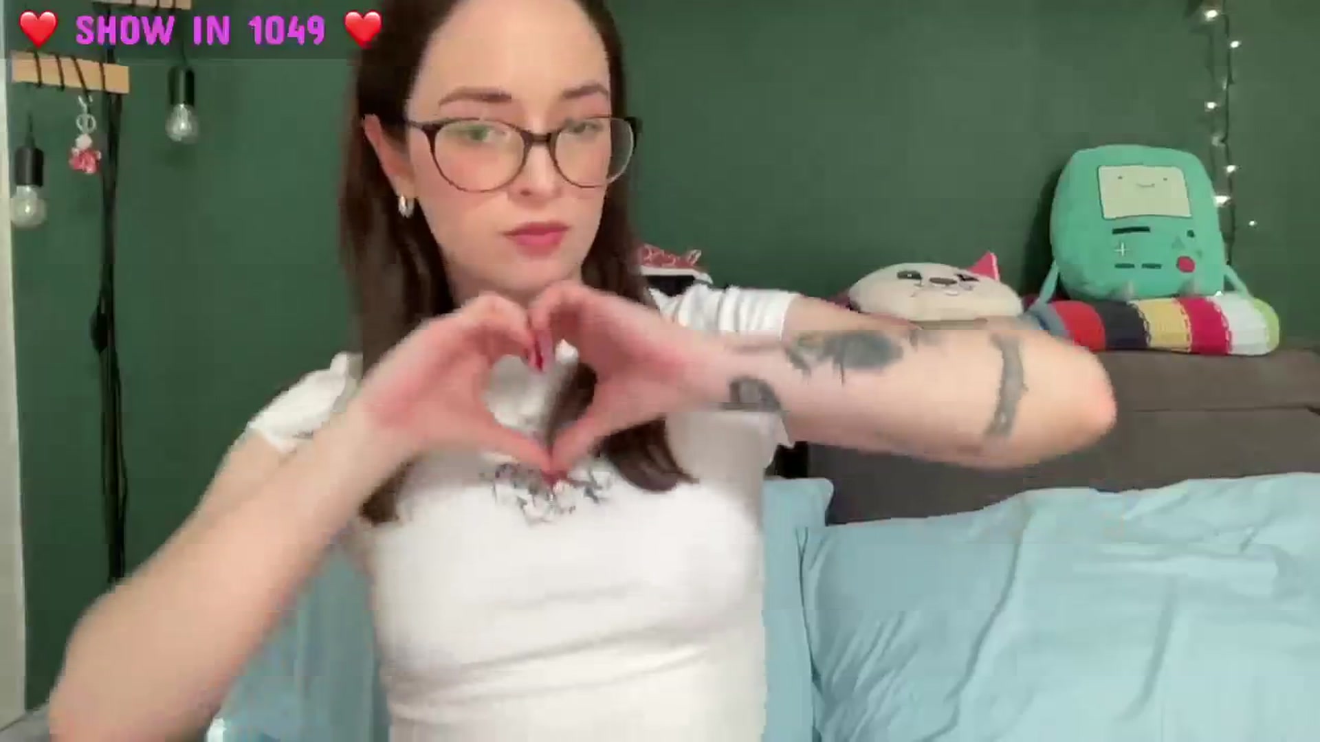 Gallery image thumbnail from CordeliaNova's myfreecams stream on, 06/19/2024, 21:52 image 13 of 20