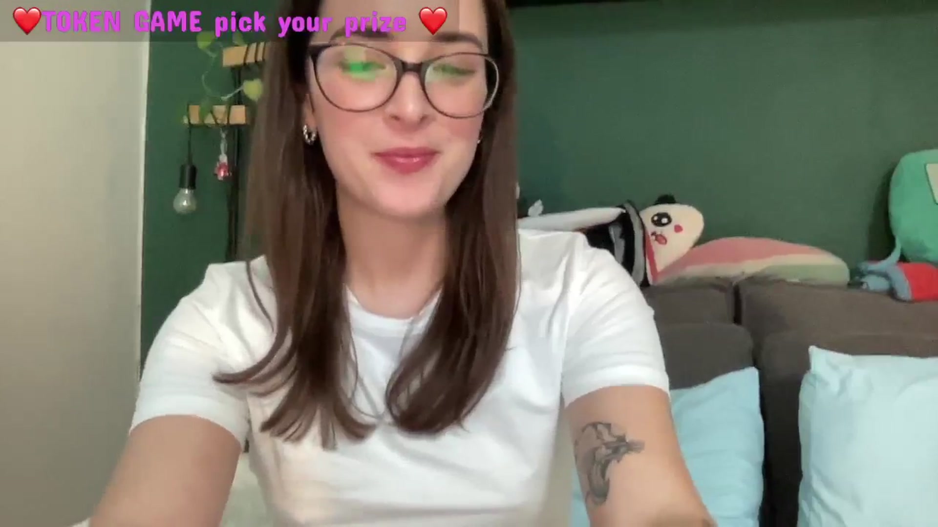 Gallery image thumbnail from CordeliaNova's myfreecams stream on, 07/16/2024, 23:00 image 18 of 20