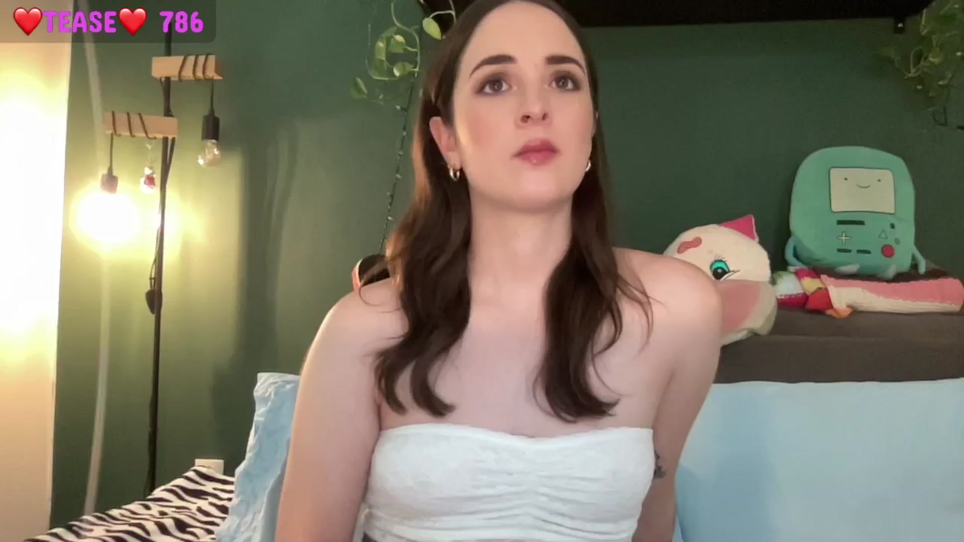 Gallery image thumbnail from CordeliaNova's myfreecams stream on, 08/07/2024, 24:48 image 1 of 20