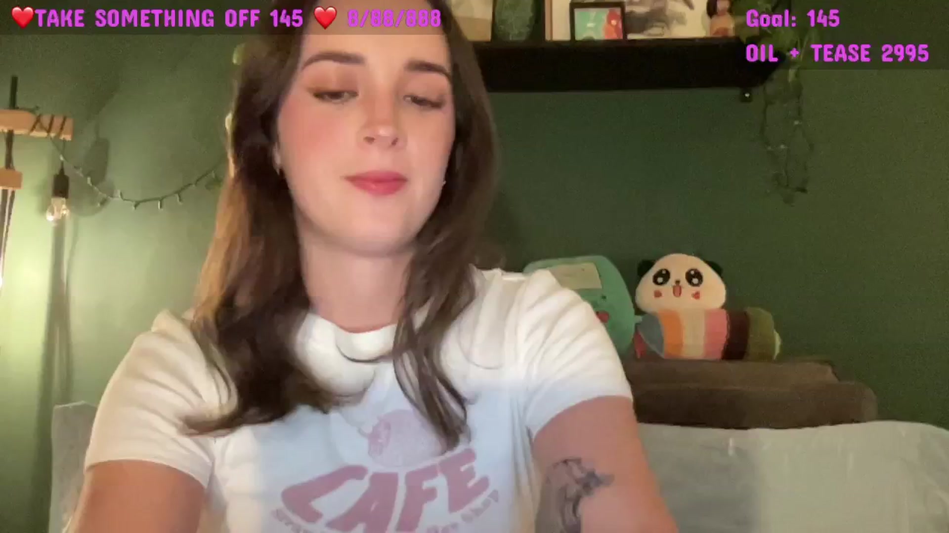 Gallery image thumbnail from CordeliaNova's myfreecams stream on, 10/18/2024, 24:19 image 15 of 20