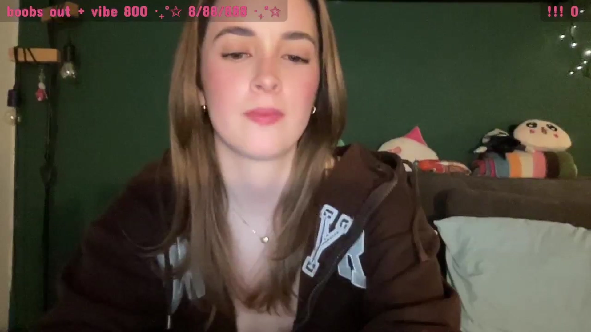 Gallery image thumbnail from CordeliaNova's myfreecams stream on, 01/22/2025, 02:56 image 12 of 20