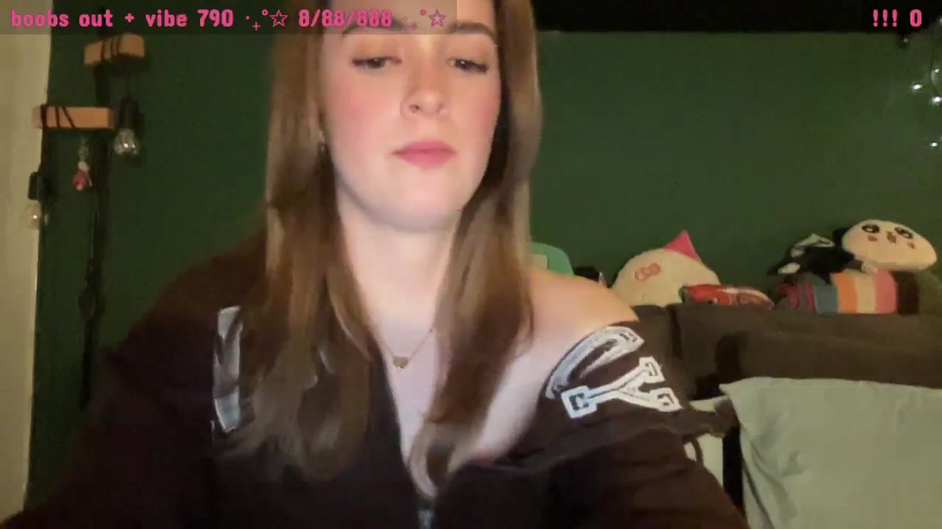 Gallery image thumbnail from CordeliaNova's myfreecams stream on, 01/22/2025, 02:56 image 15 of 20